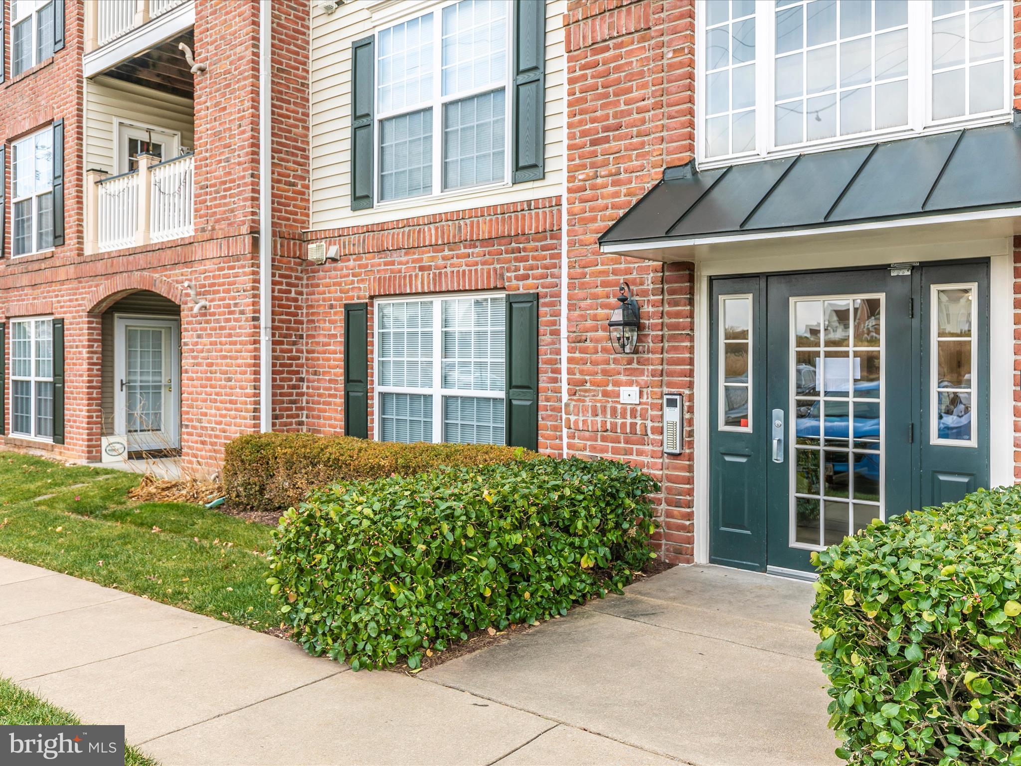 WHITTIER - Residential