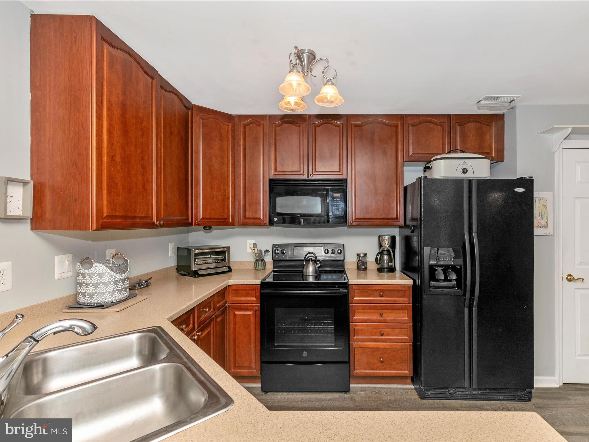 WHITTIER - Residential