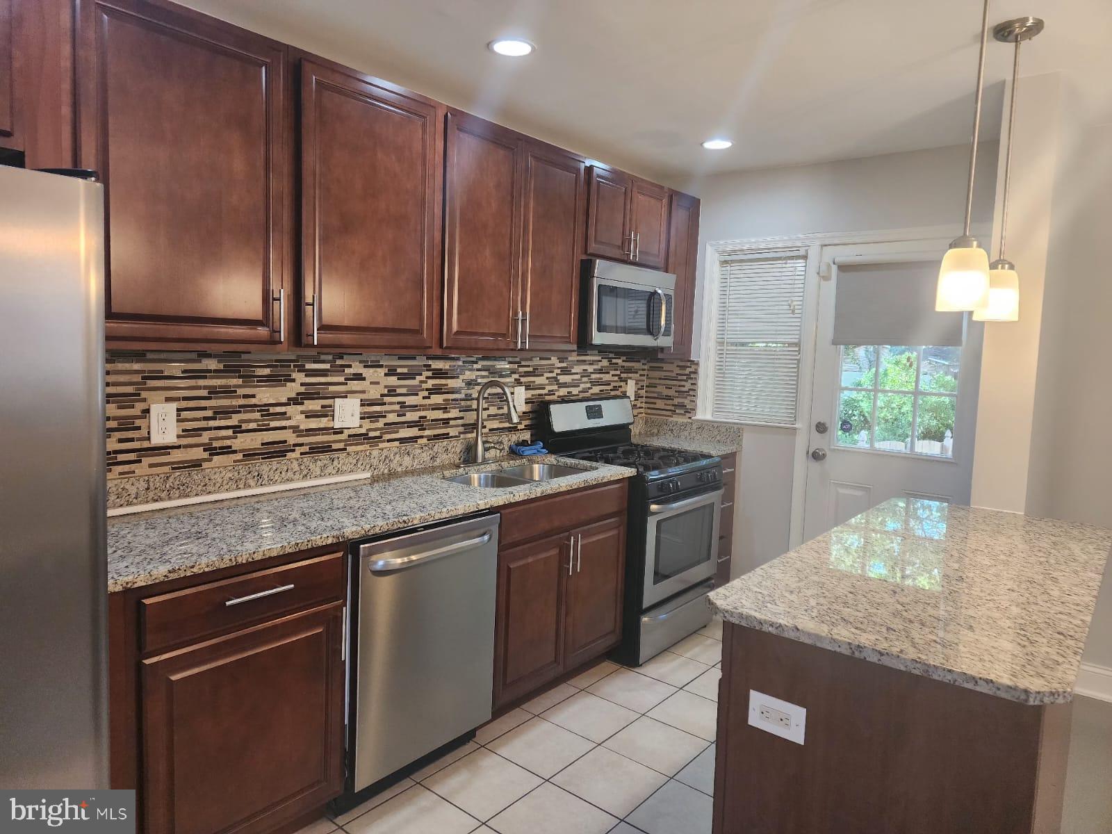 CEDMONT - Residential Lease