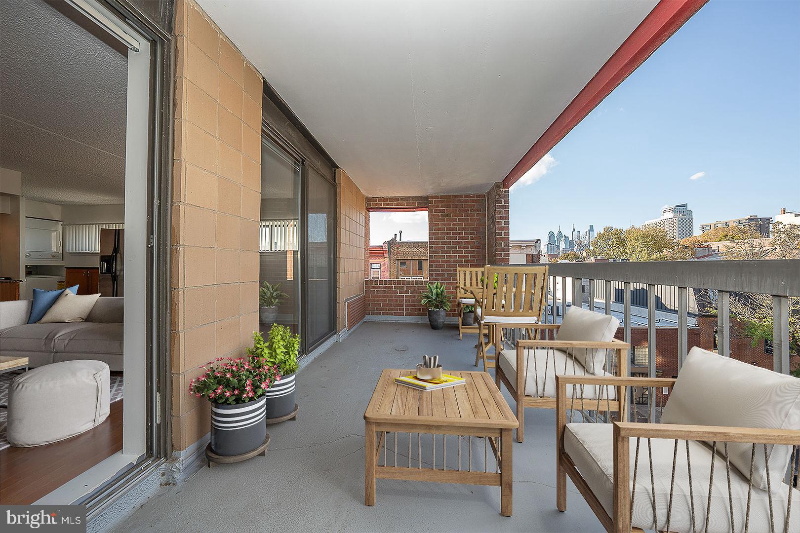 ABBOTTS SQUARE - Residential