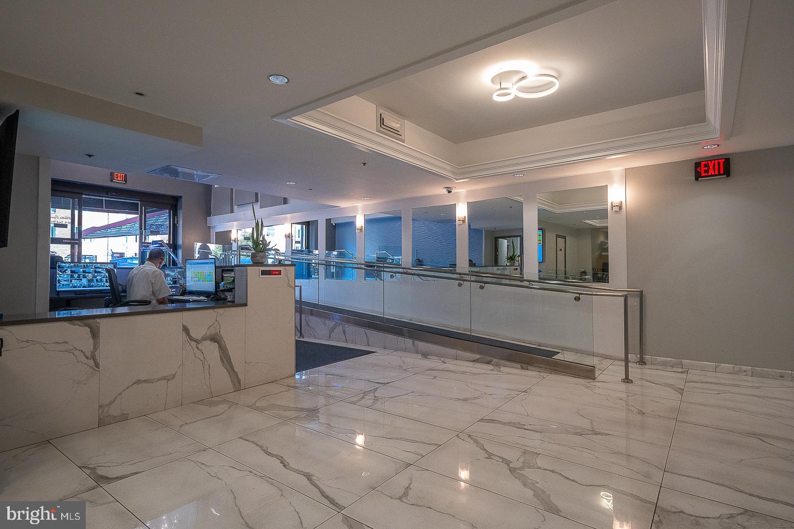 ABBOTTS SQUARE - Residential