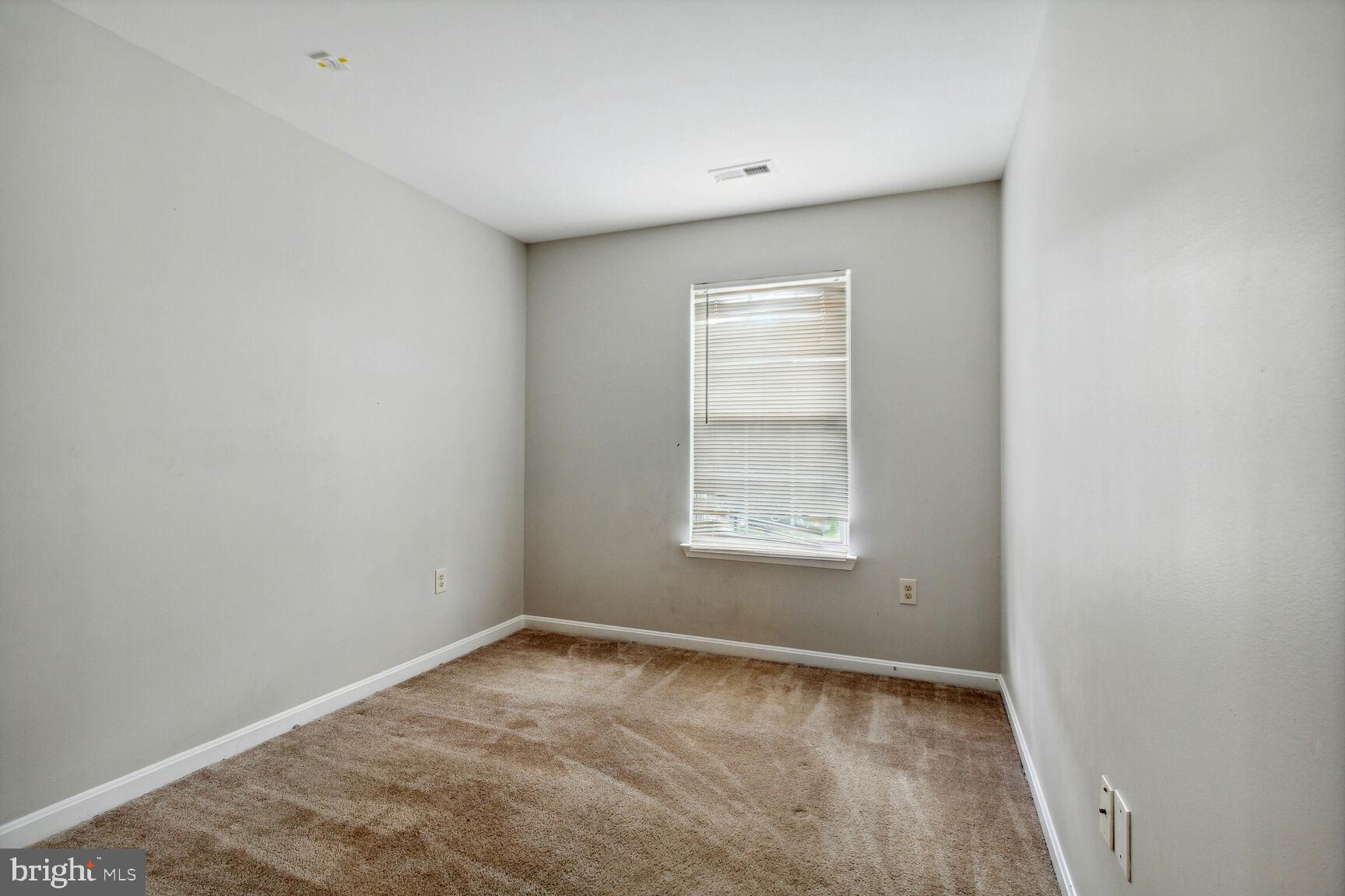 ENCLAVE AT SEVEN OAKS - Residential Lease