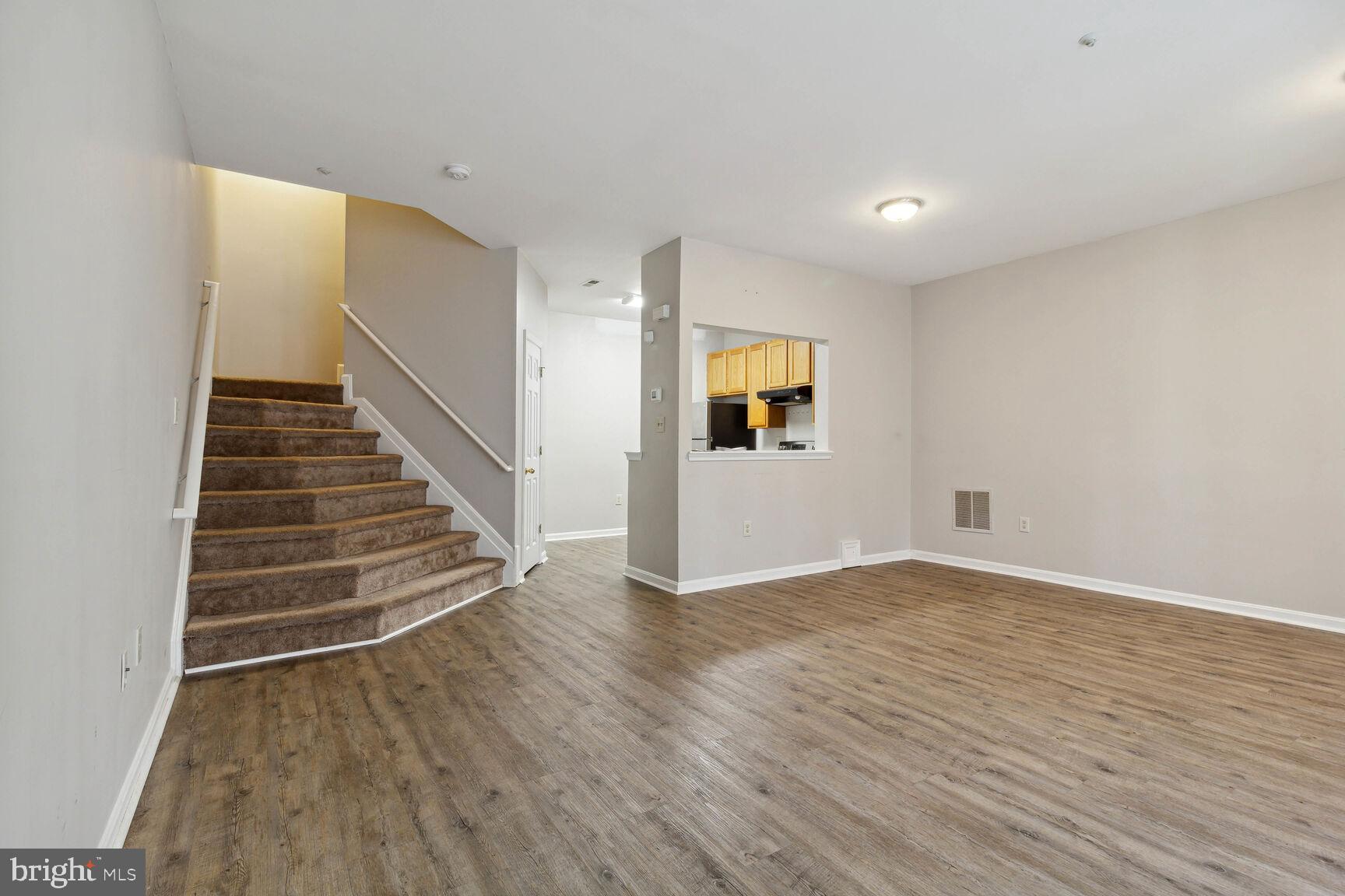 ENCLAVE AT SEVEN OAKS - Residential Lease