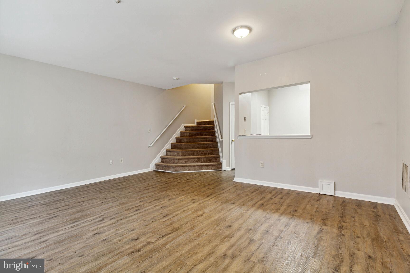 ENCLAVE AT SEVEN OAKS - Residential Lease