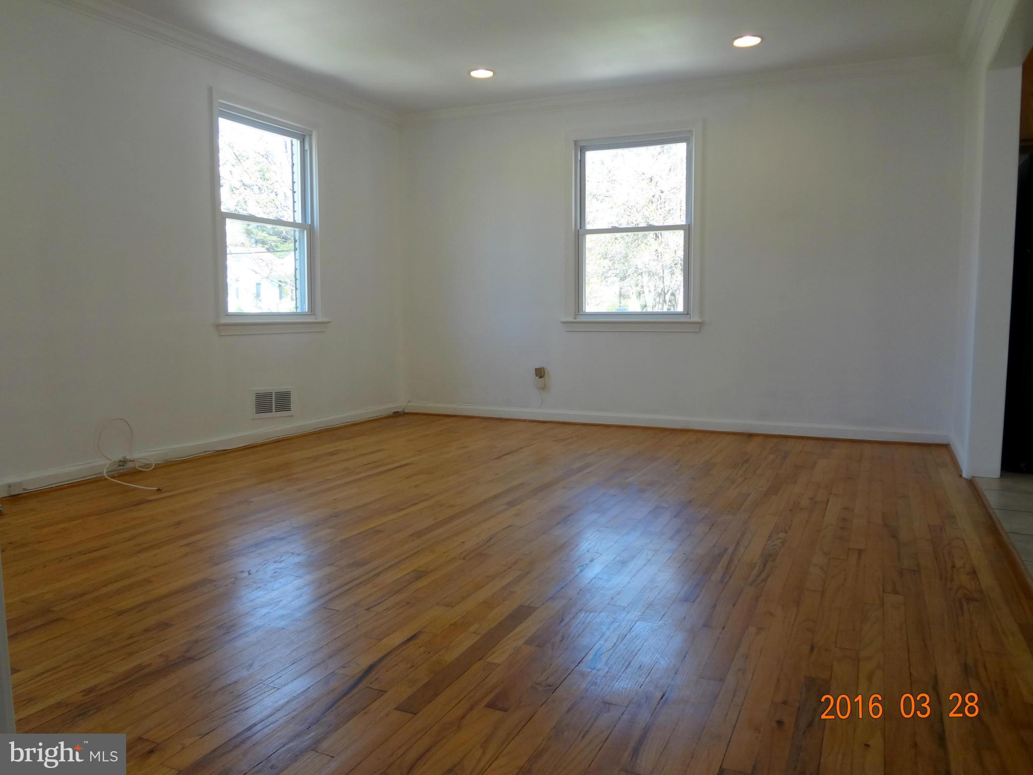 WHEATON HILLS - Residential