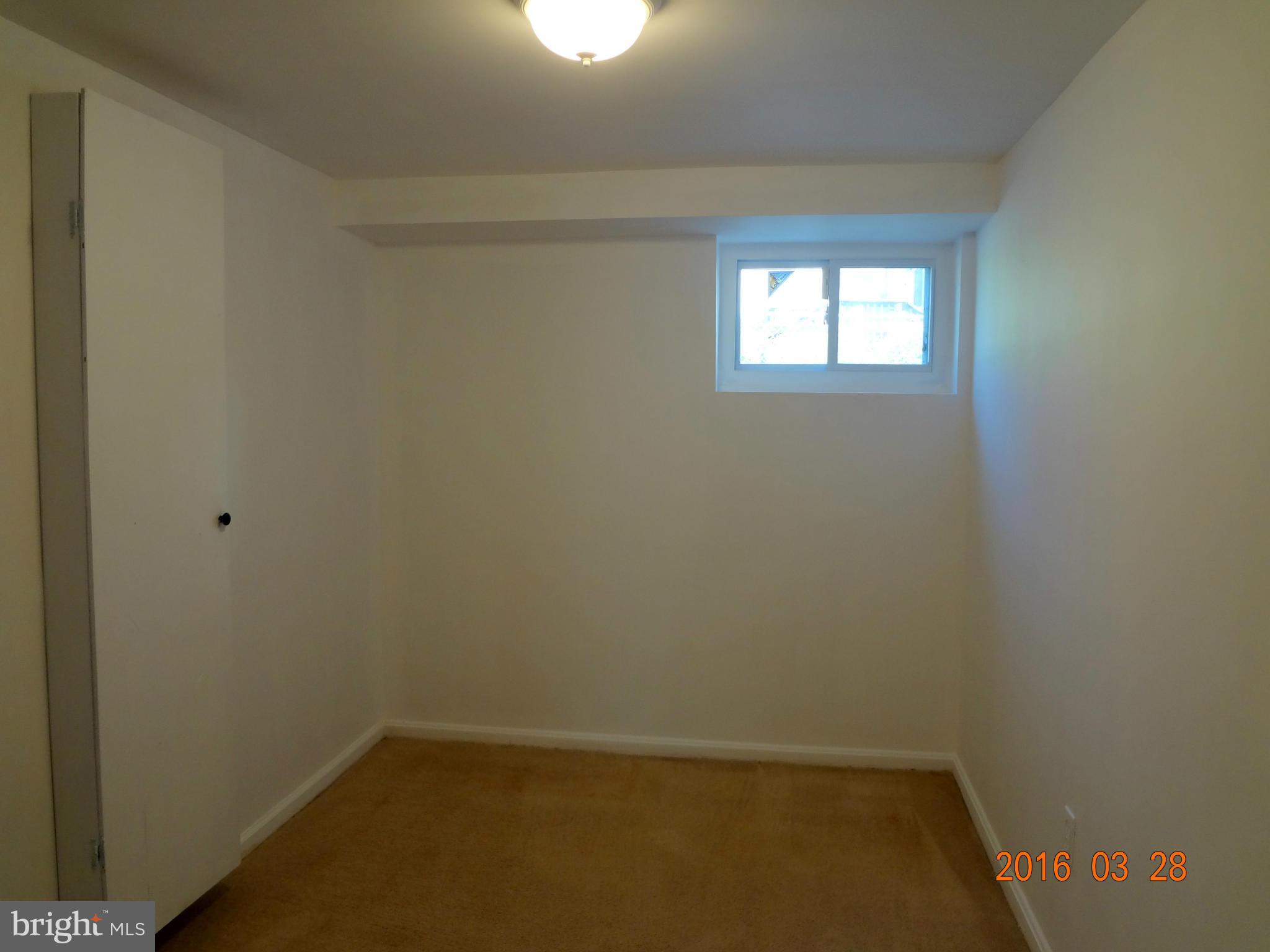 WHEATON HILLS - Residential