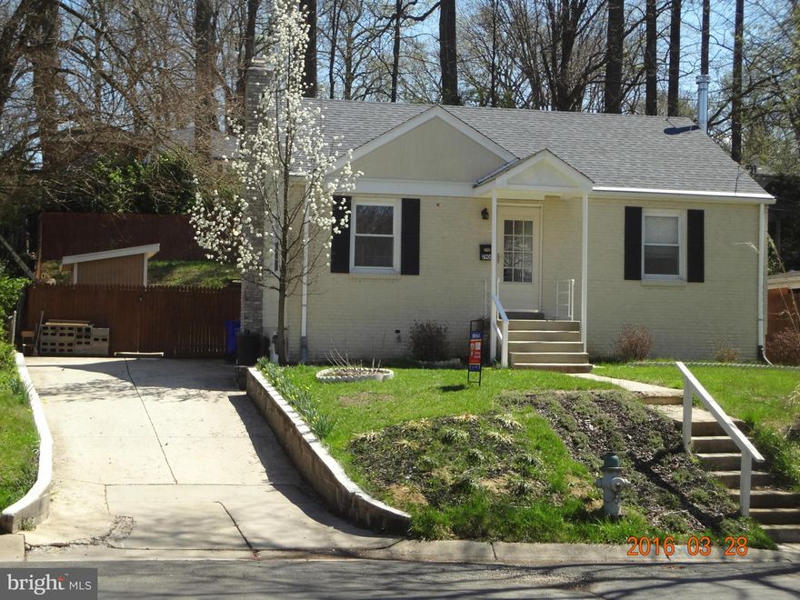 Updated kitchen and baths, newer windows, newer washer and gas dryer(2012), new roof(2014), new water heater(2014), new dishwasher.New paint. Recessed lights, hardwood floors, finished lower level w/ extra rooms and family room. Includes driveway, large deck, shed and privacy fence. Close to Library, Metro and Wheaton Plaza. Shows well!
