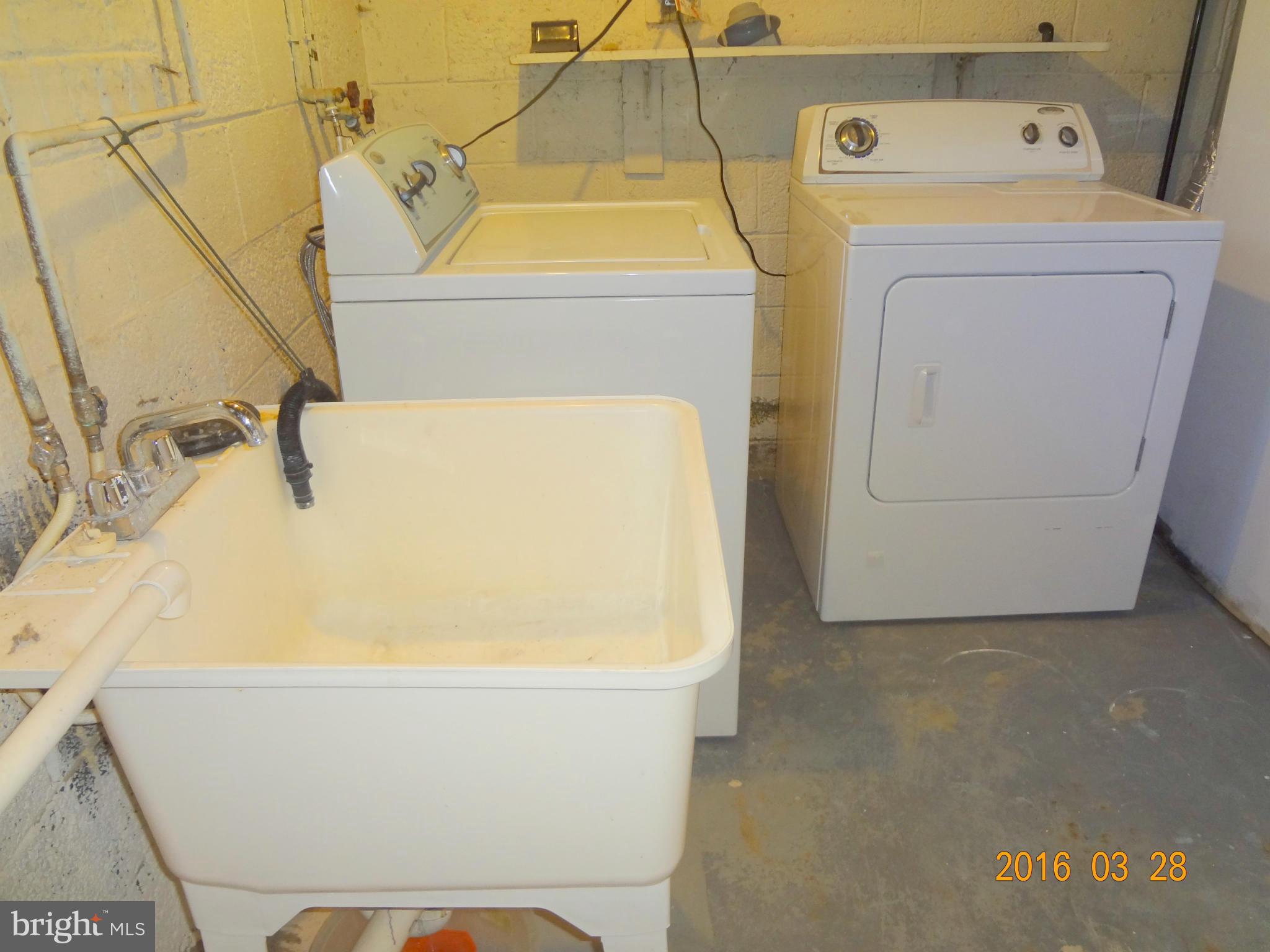 WHEATON HILLS - Residential