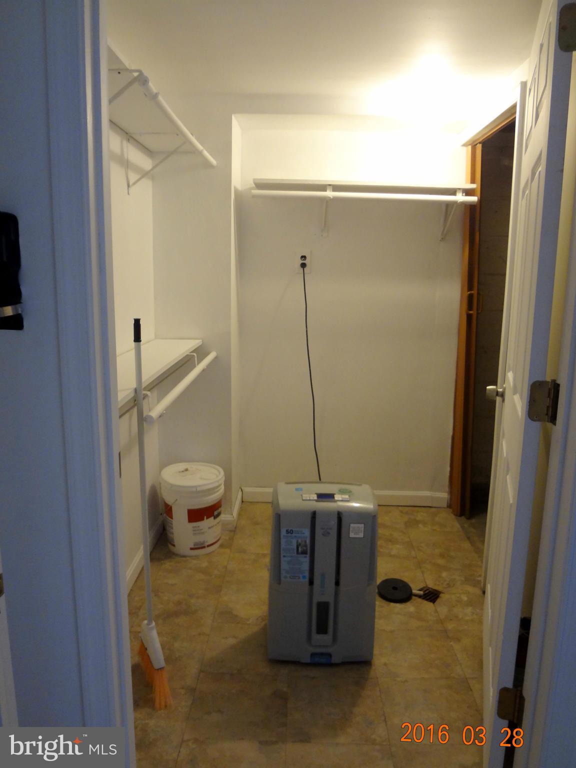 WHEATON HILLS - Residential