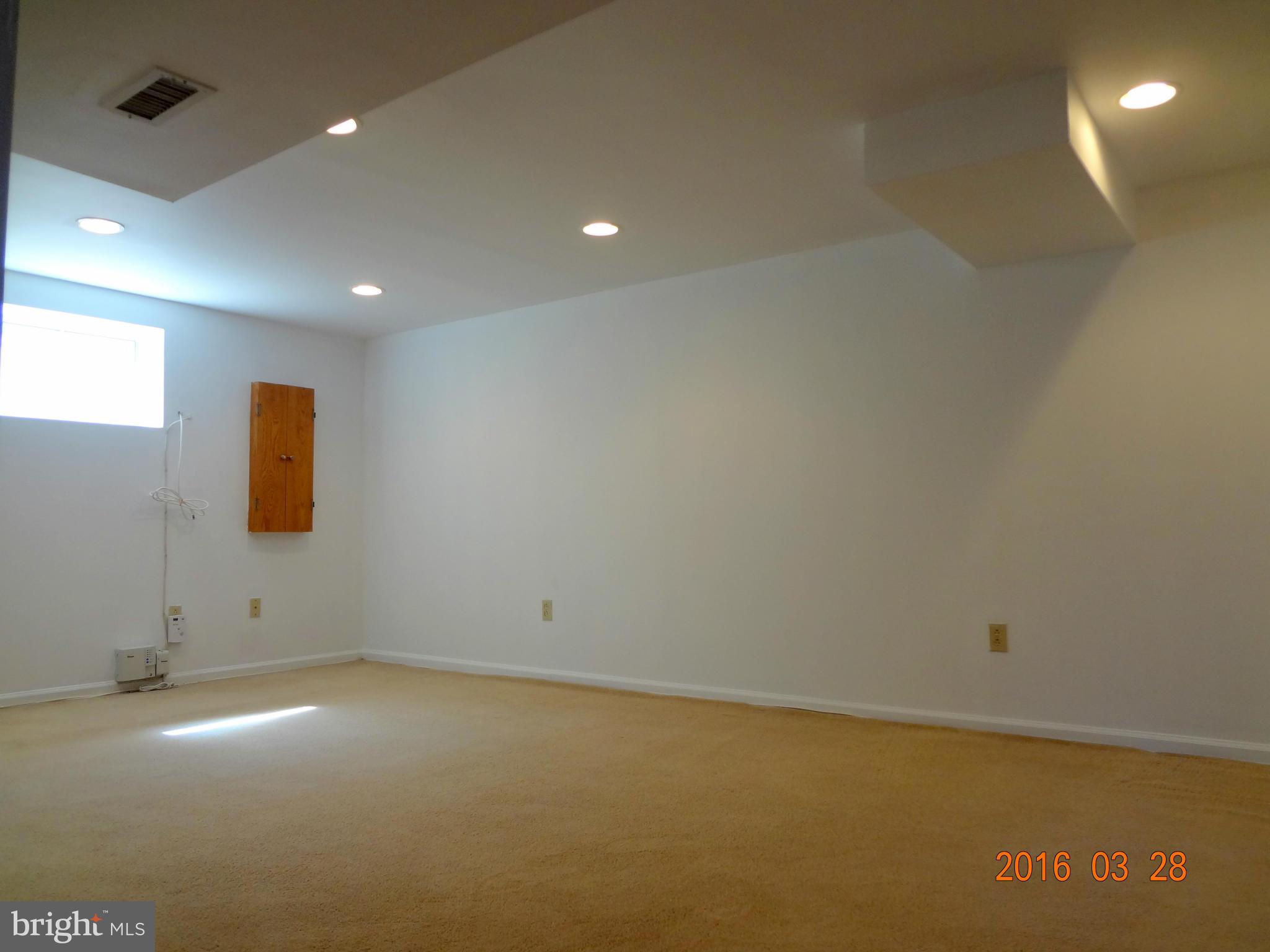 WHEATON HILLS - Residential