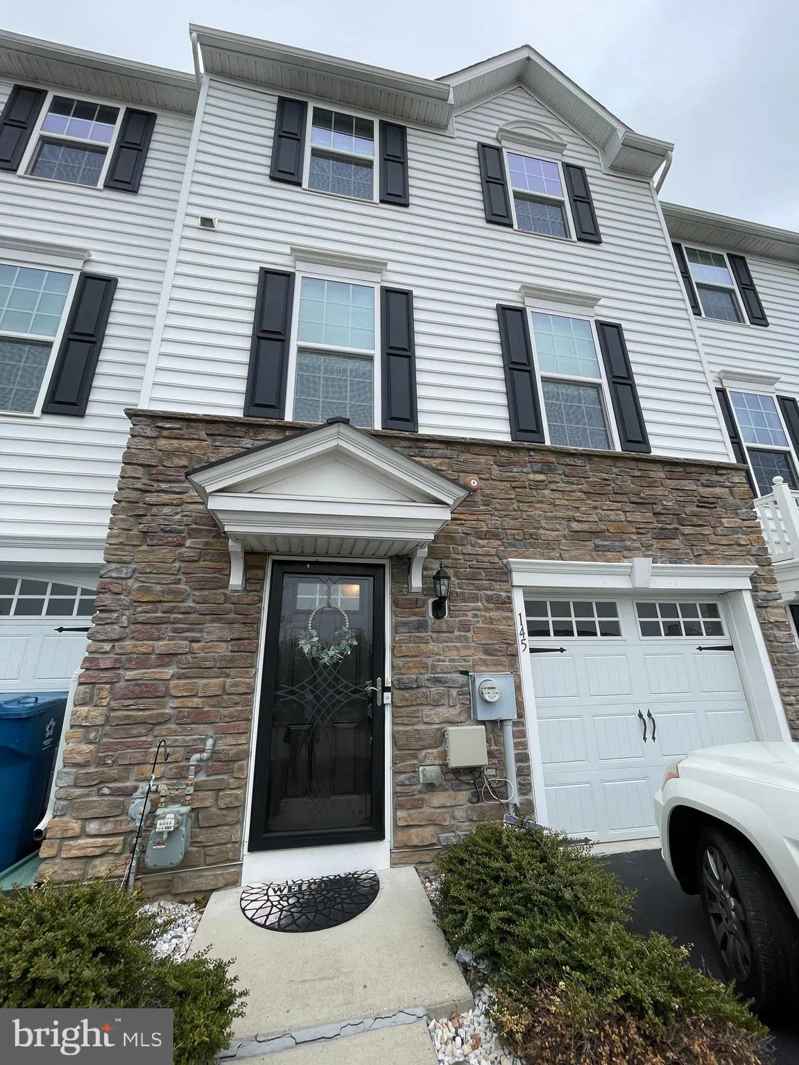 Wyncote, Pennsylvania 19095, United States, 4 Bedrooms Bedrooms, ,4 BathroomsBathrooms,Residential,Active,90541