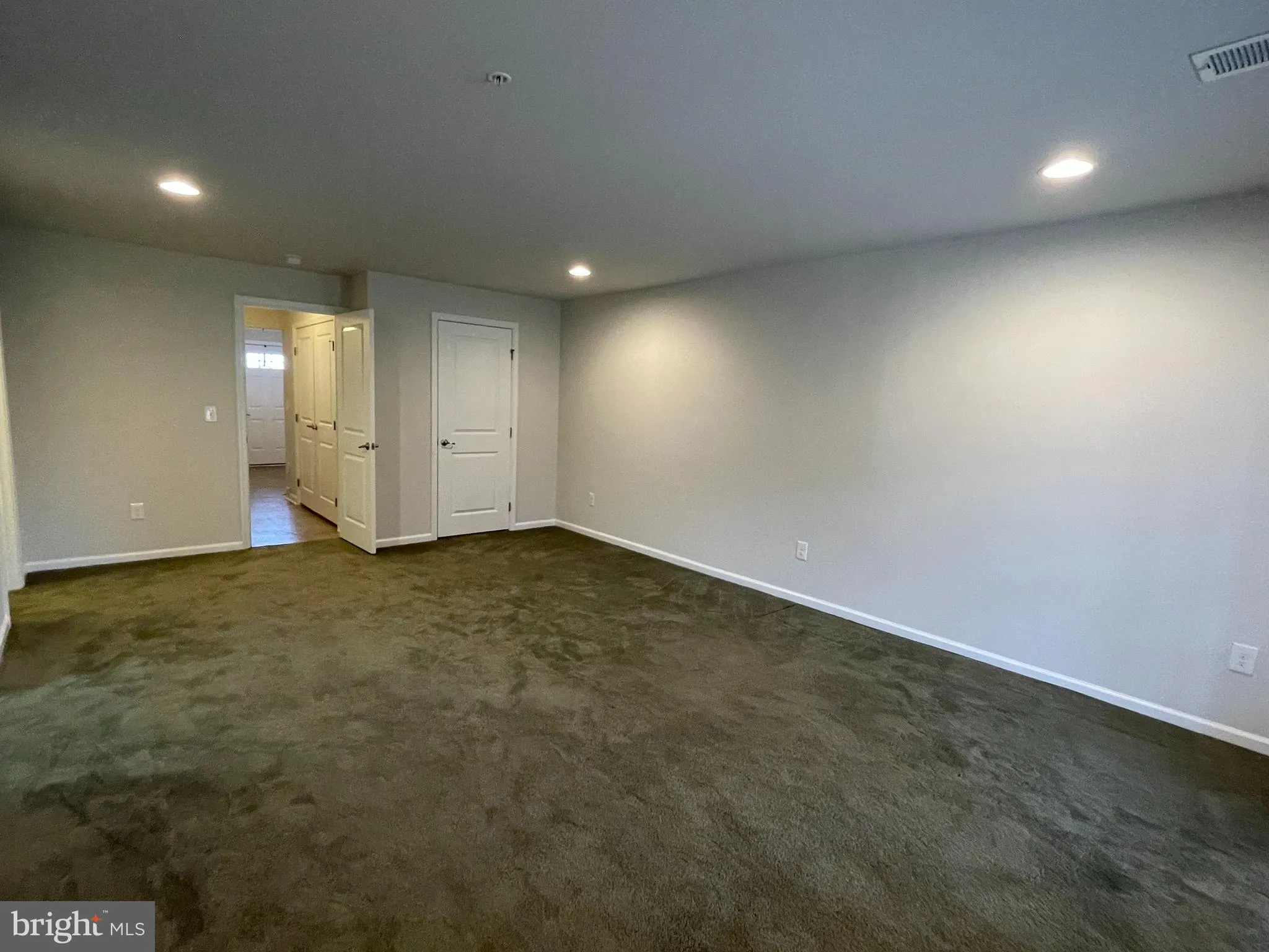 Wyncote, Pennsylvania 19095, United States, 4 Bedrooms Bedrooms, ,4 BathroomsBathrooms,Residential,Active,90541