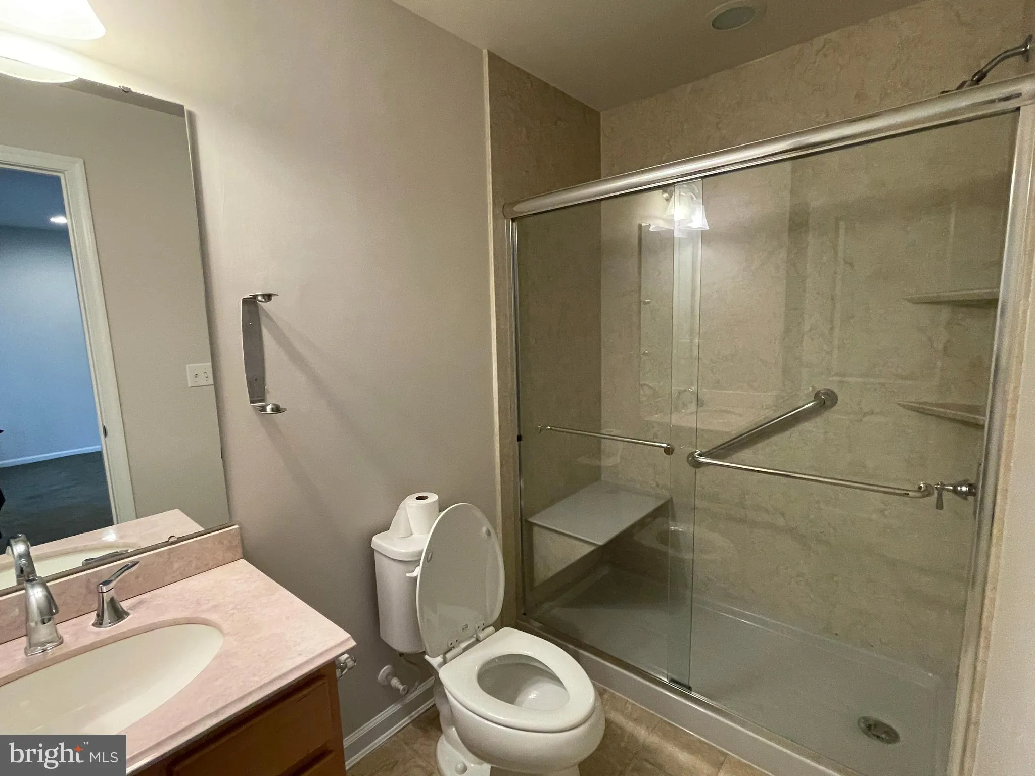 Wyncote, Pennsylvania 19095, United States, 4 Bedrooms Bedrooms, ,4 BathroomsBathrooms,Residential,Active,90541