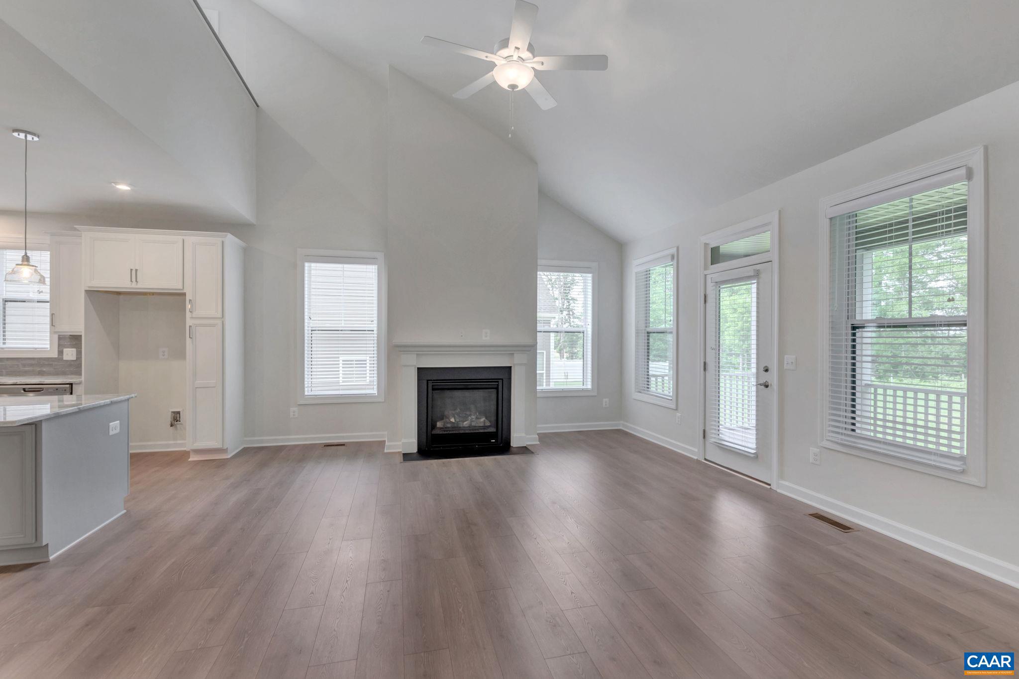 MEADOW BROOK - Residential