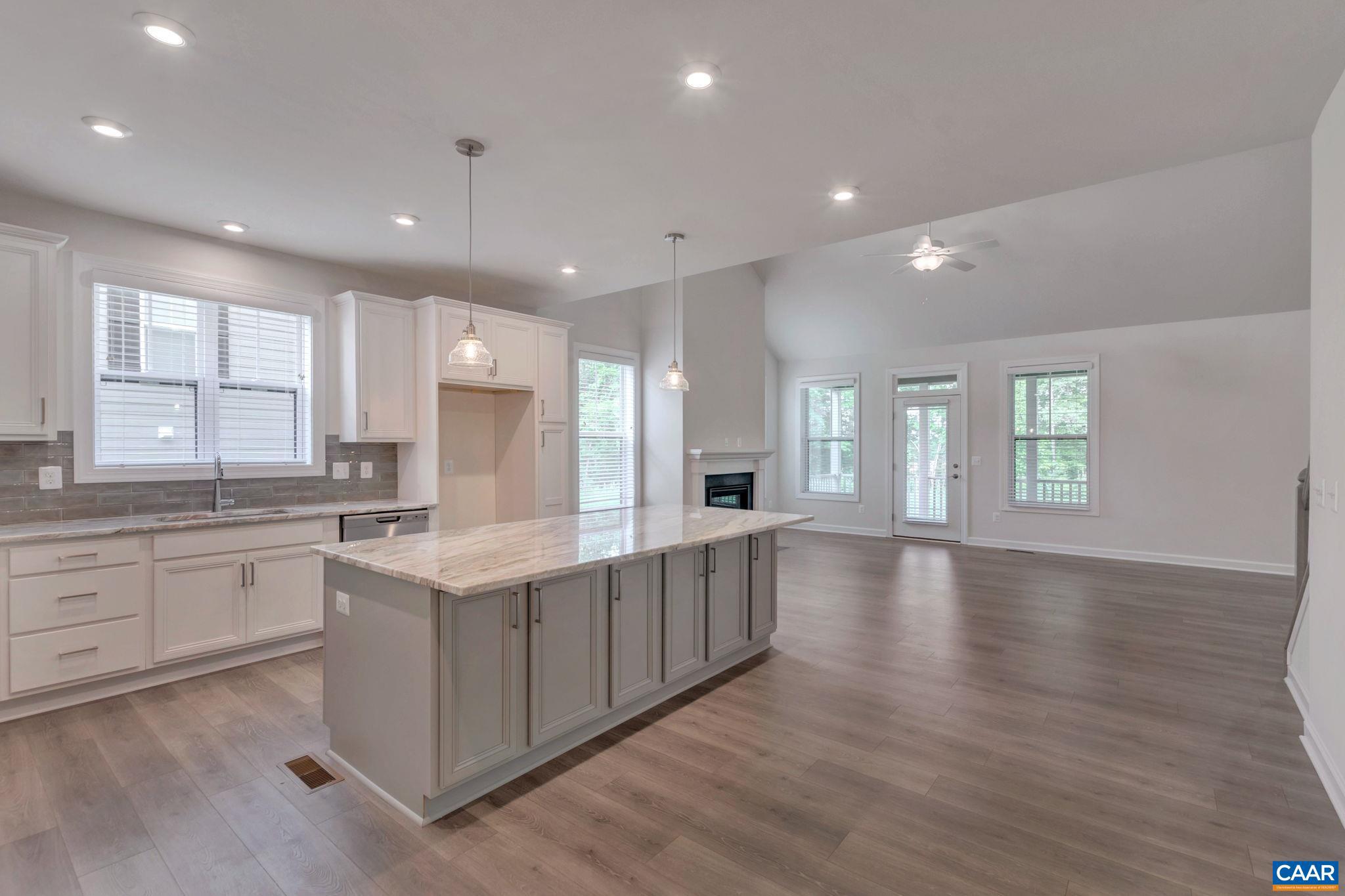 MEADOW BROOK - Residential