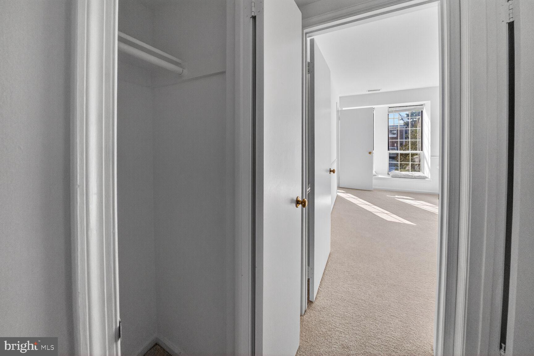 WINDGATE III - Residential