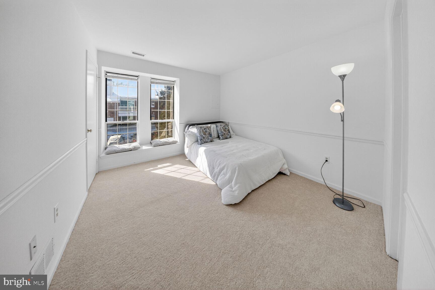 WINDGATE III - Residential