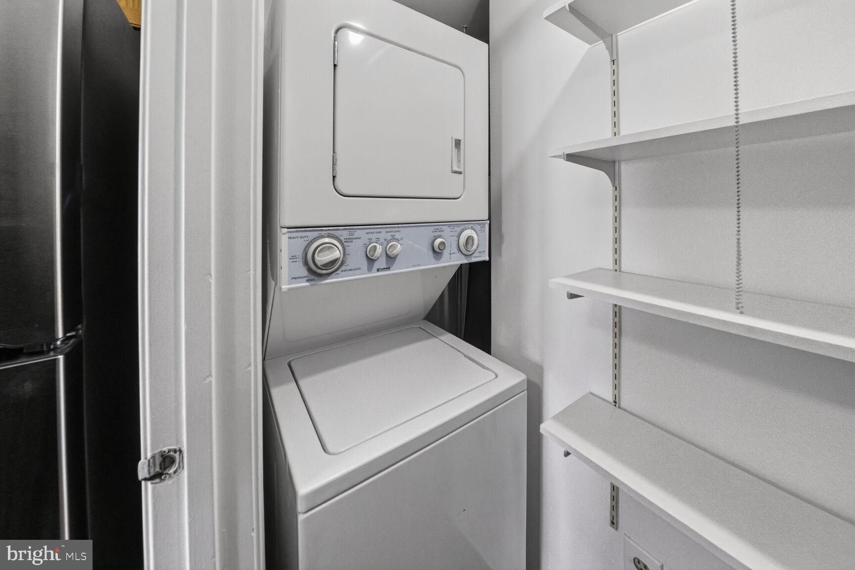 WINDGATE III - Residential