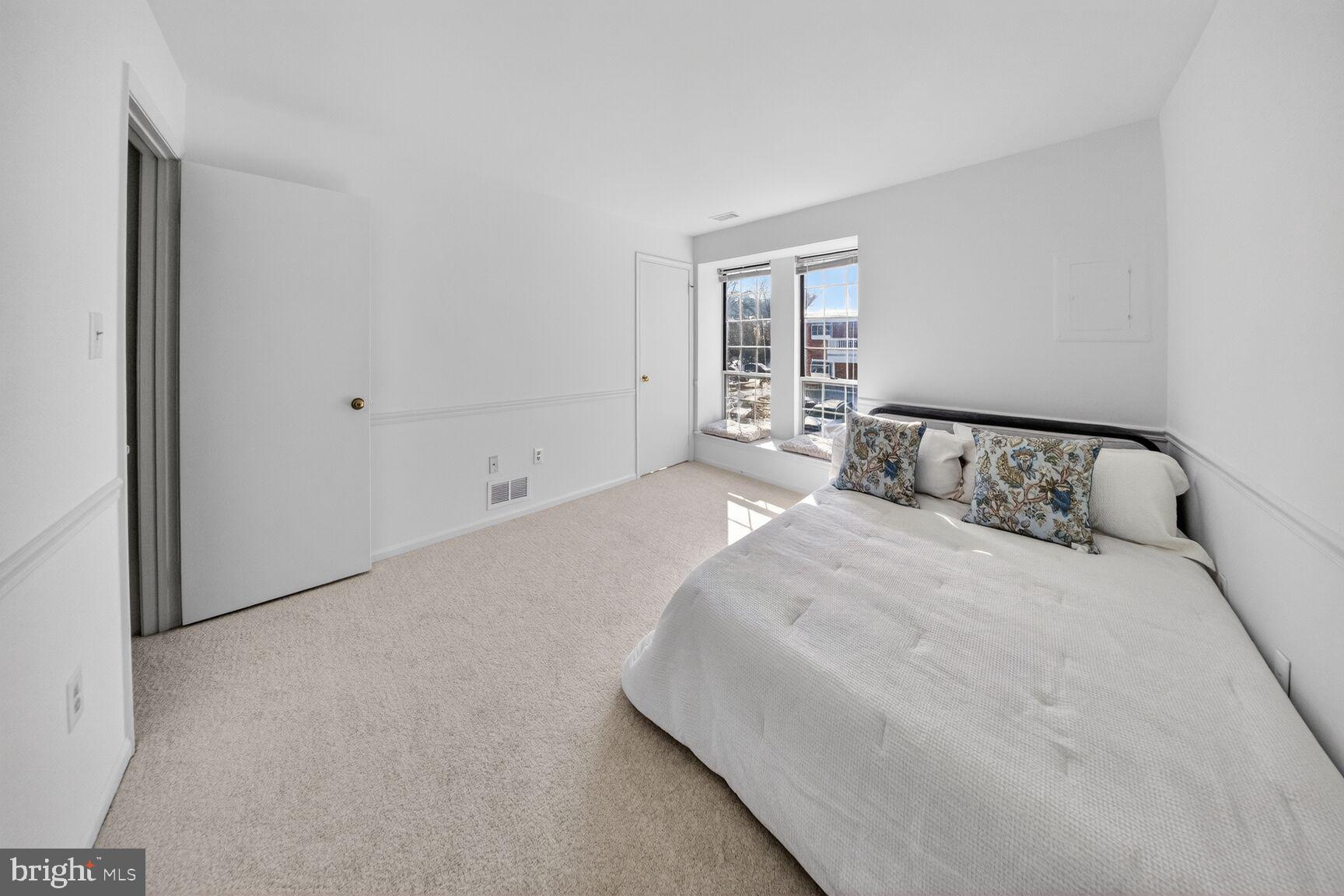 WINDGATE III - Residential