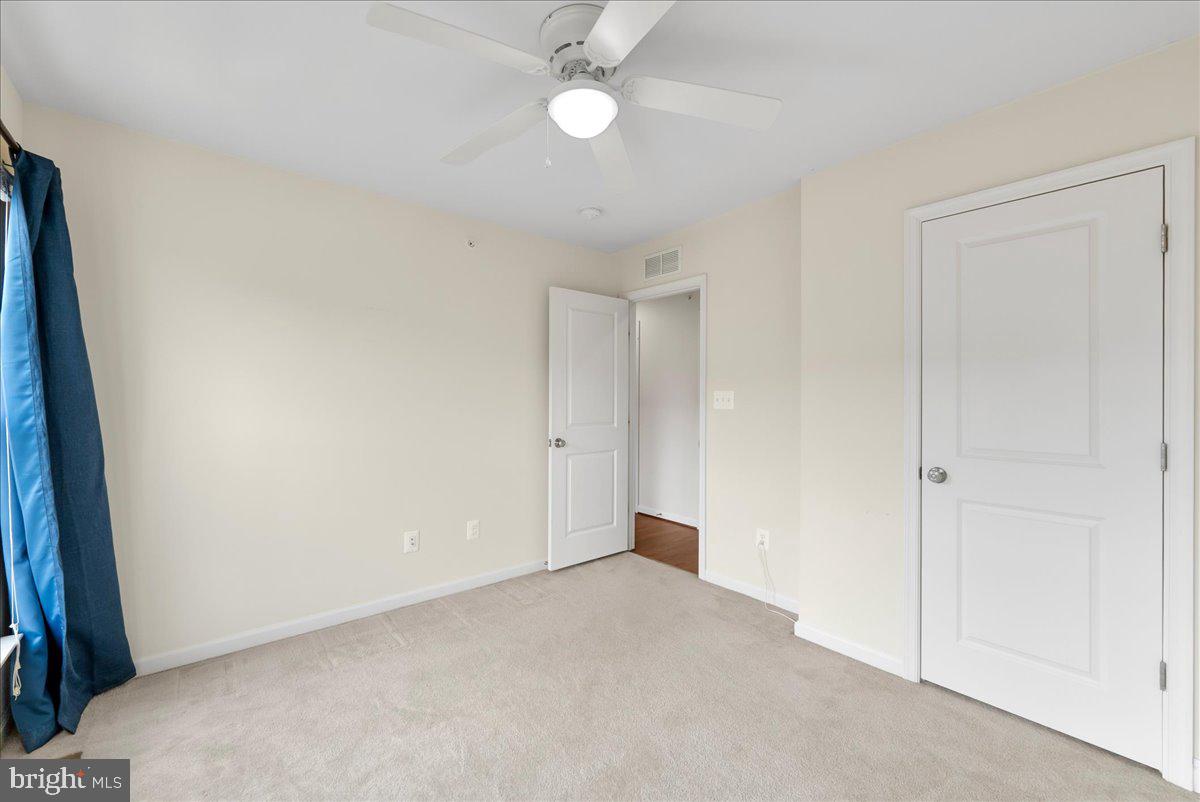 MADISON CRESCENT - Residential