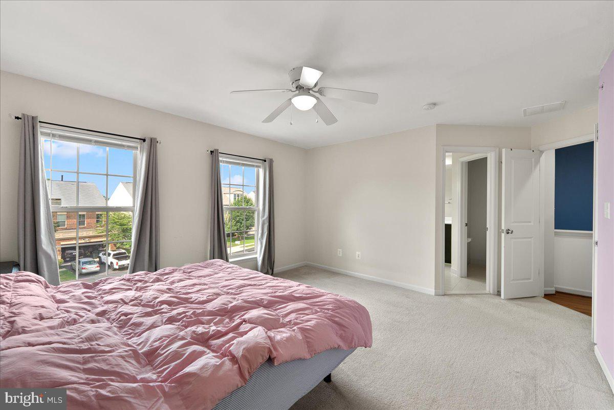 MADISON CRESCENT - Residential