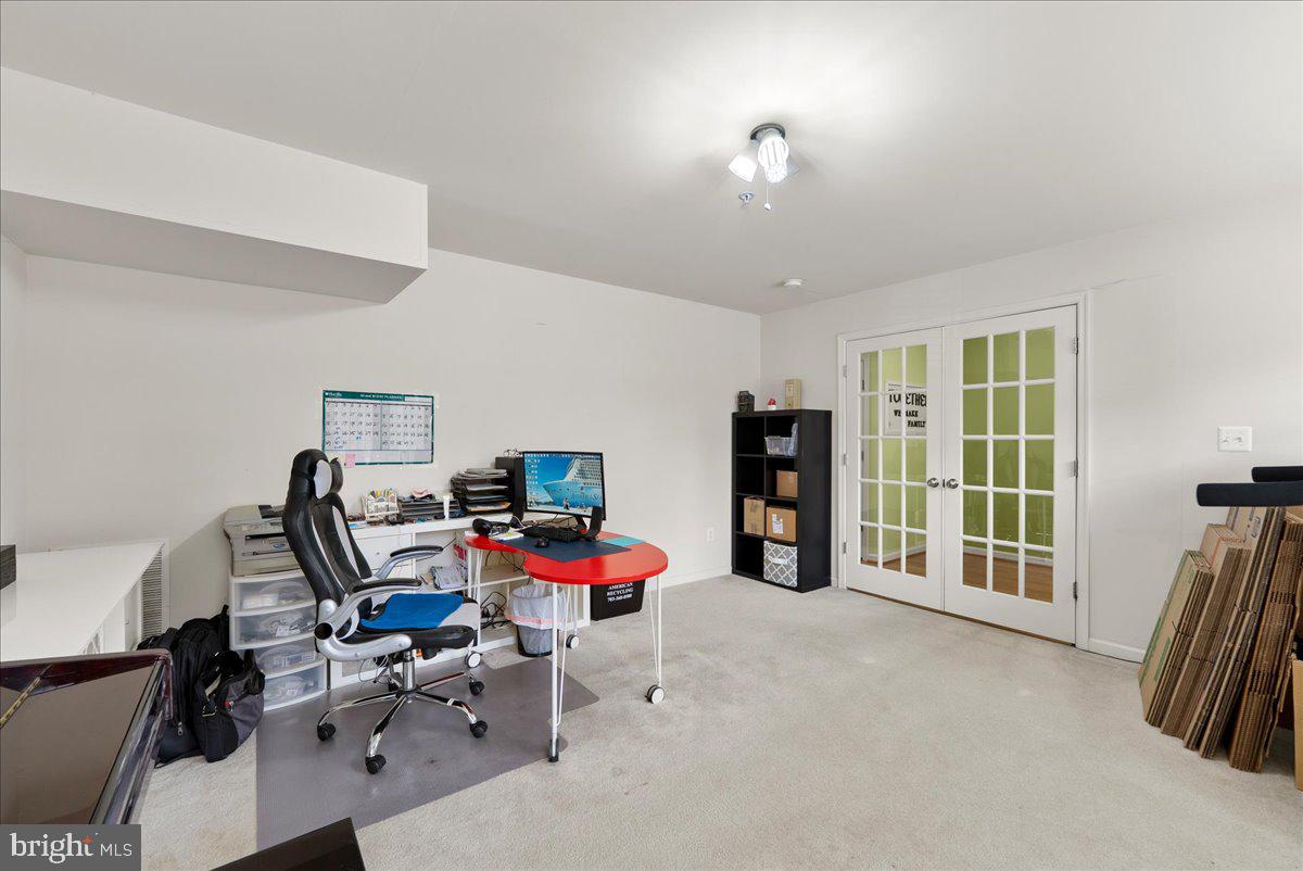 7813 CRESCENT PARK DRIVE