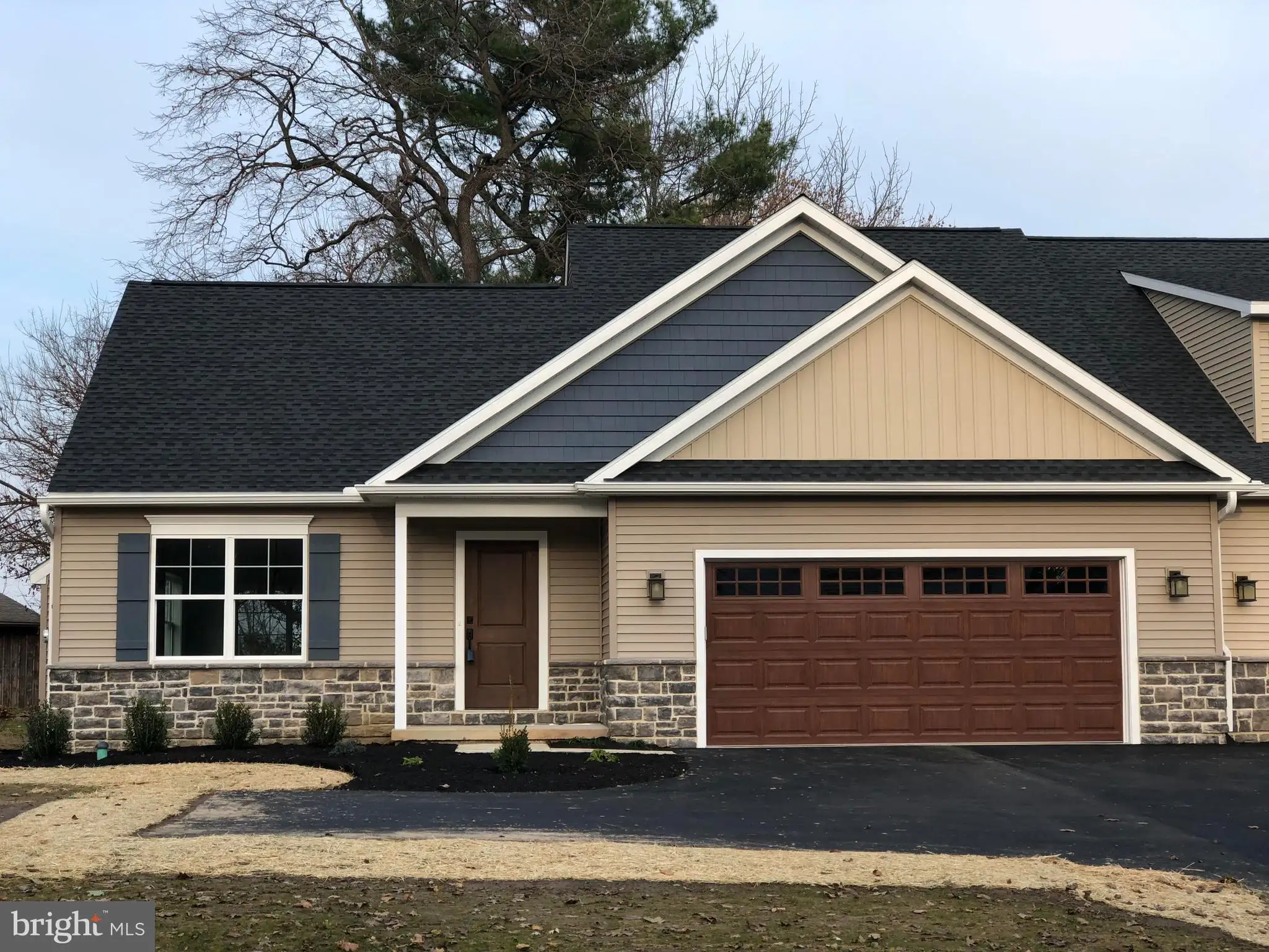 216 Lancaster Avenue, Strasburg, PA 17579