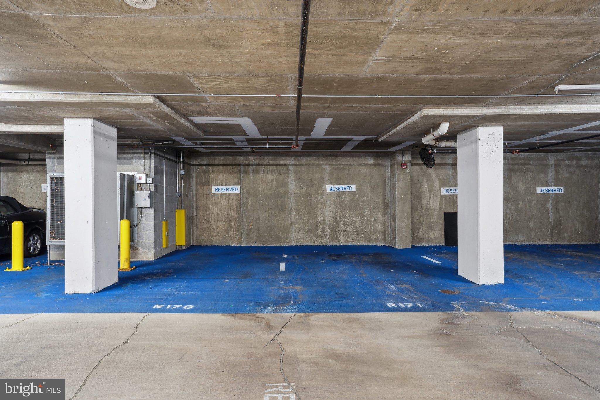 RESIDENCES AT STATION SQUARE - Residential