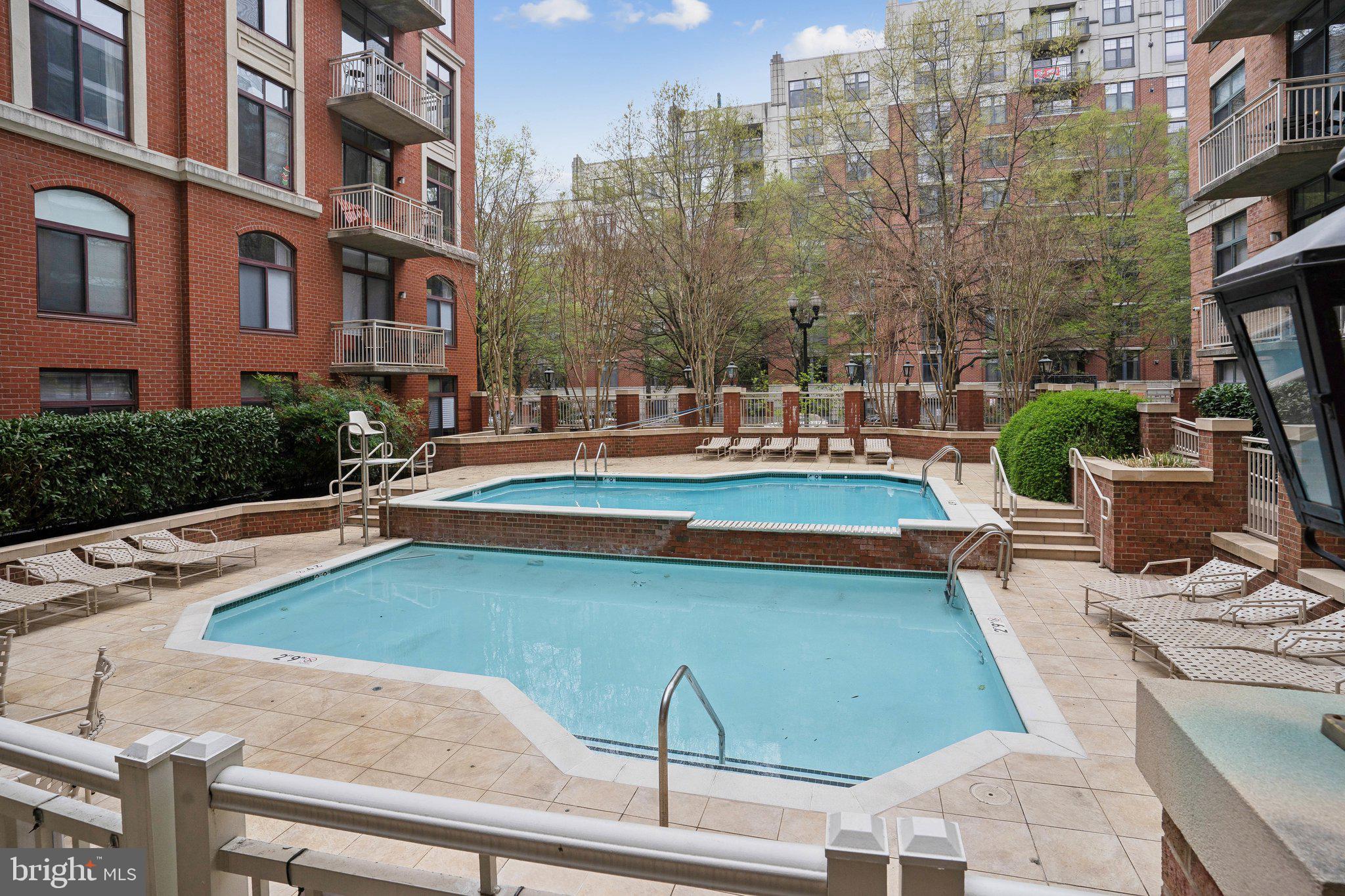 RESIDENCES AT STATION SQUARE - Residential