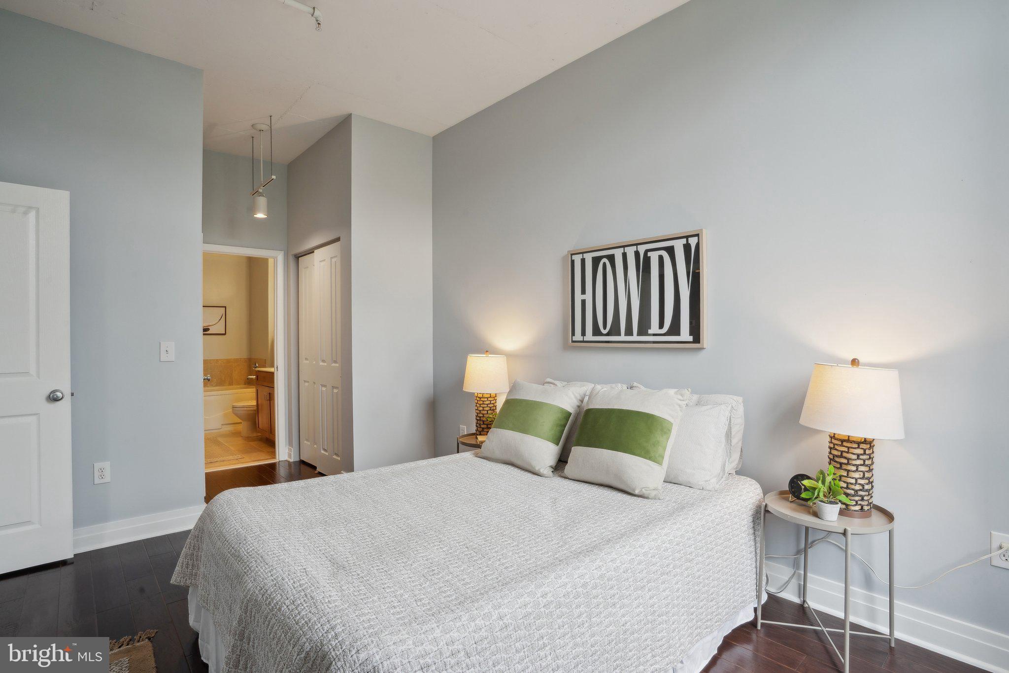 RESIDENCES AT STATION SQUARE - Residential