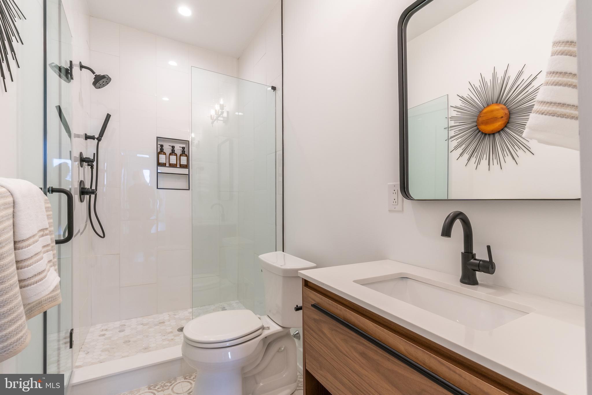 2201 E SOMERSET STREET A 22