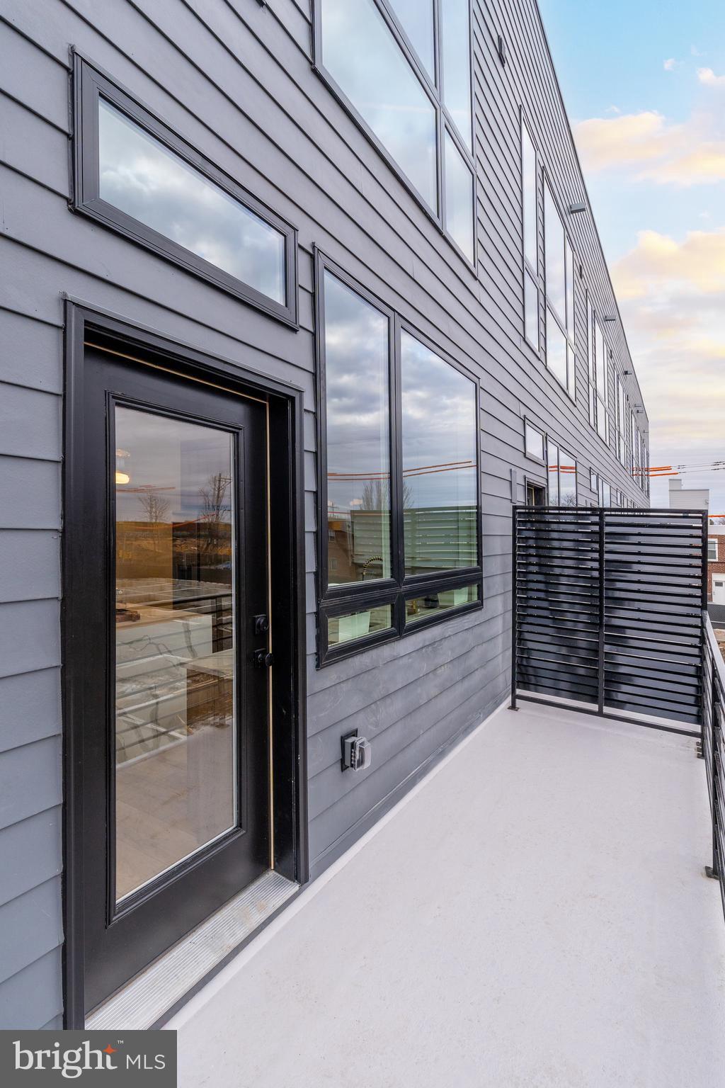 PORT RICHMOND - Residential