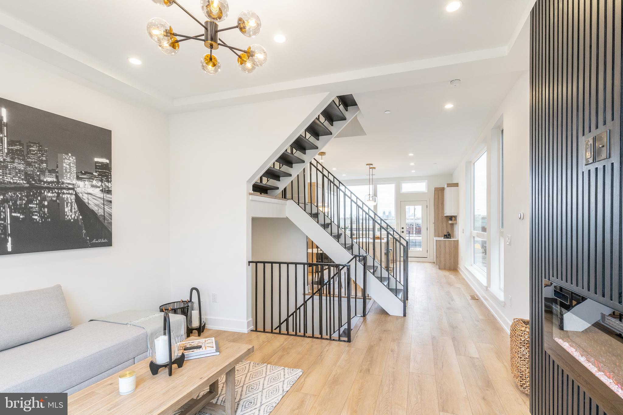 PORT RICHMOND - Residential