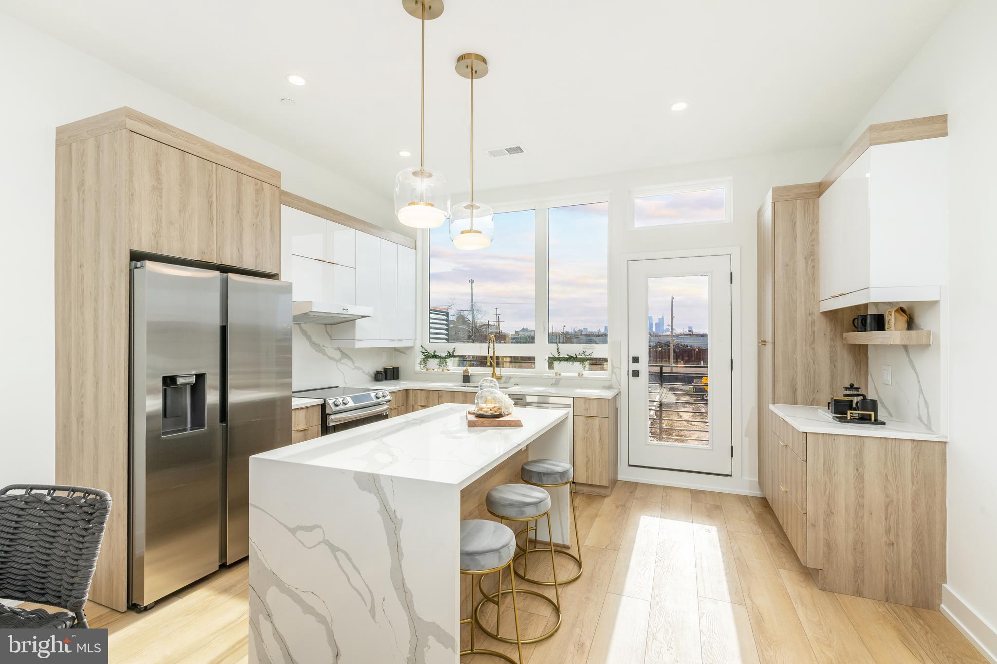 PORT RICHMOND - Residential