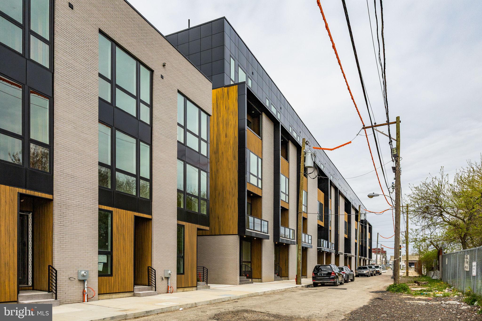 PORT RICHMOND - Residential