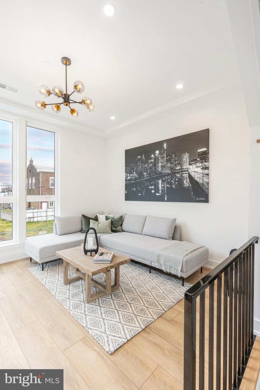 PORT RICHMOND - Residential