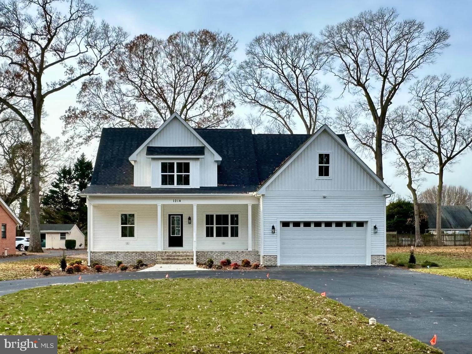 1014 S SCHUMAKER DRIVE