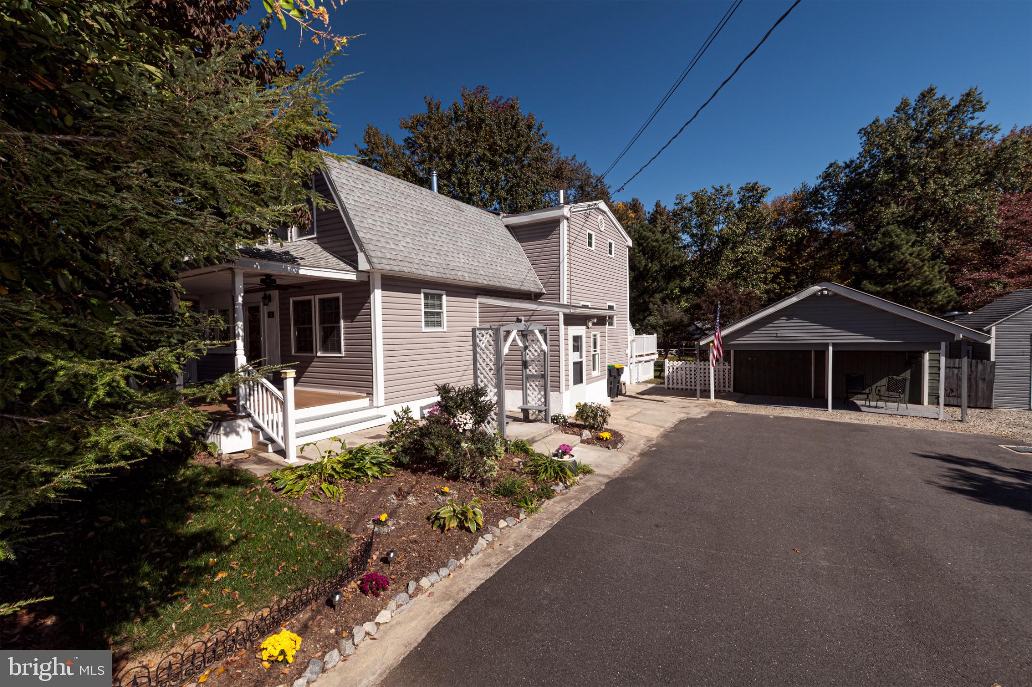 20 MEADOW ROAD