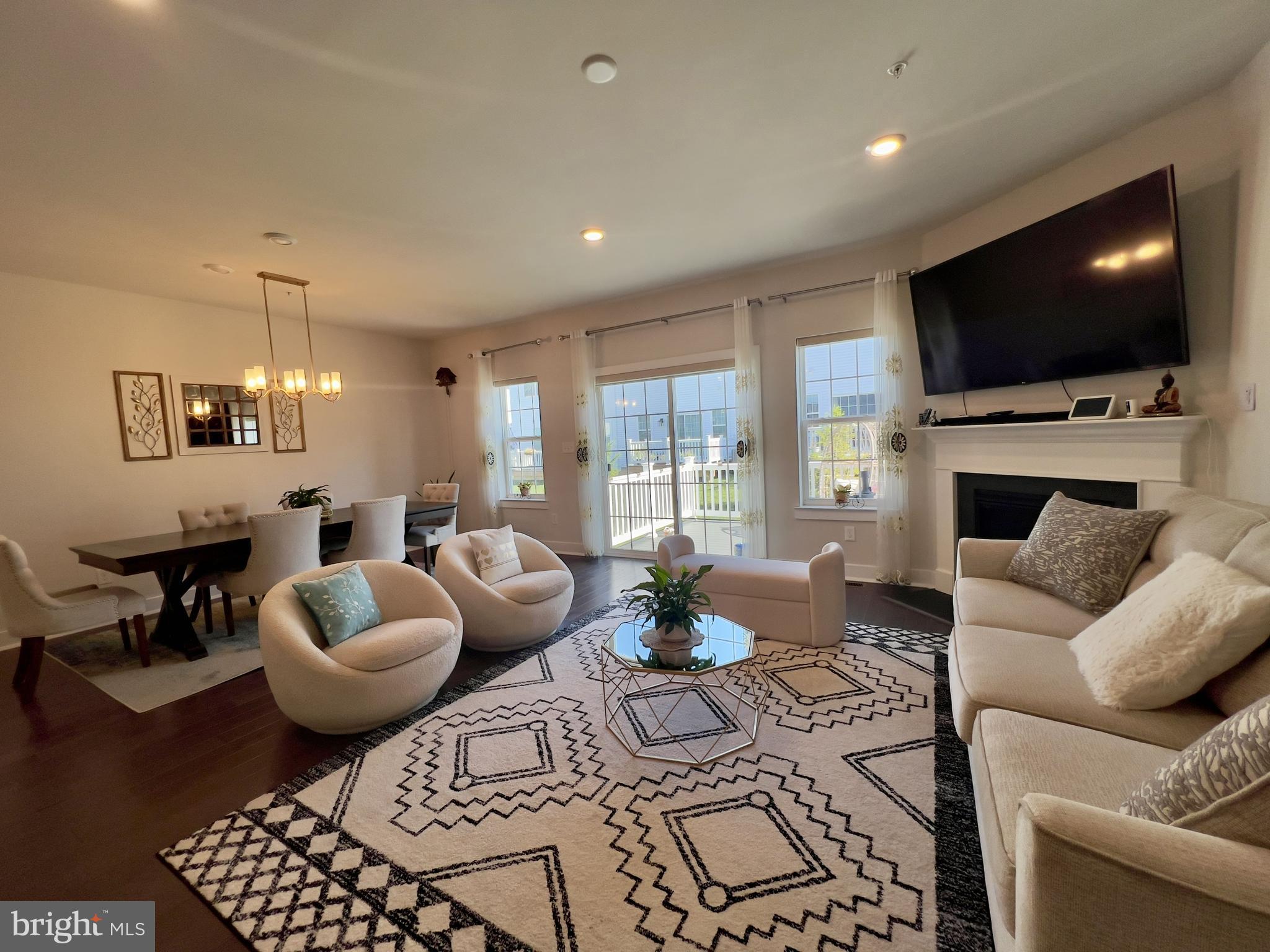 LOCHIEL FARM - Residential Lease