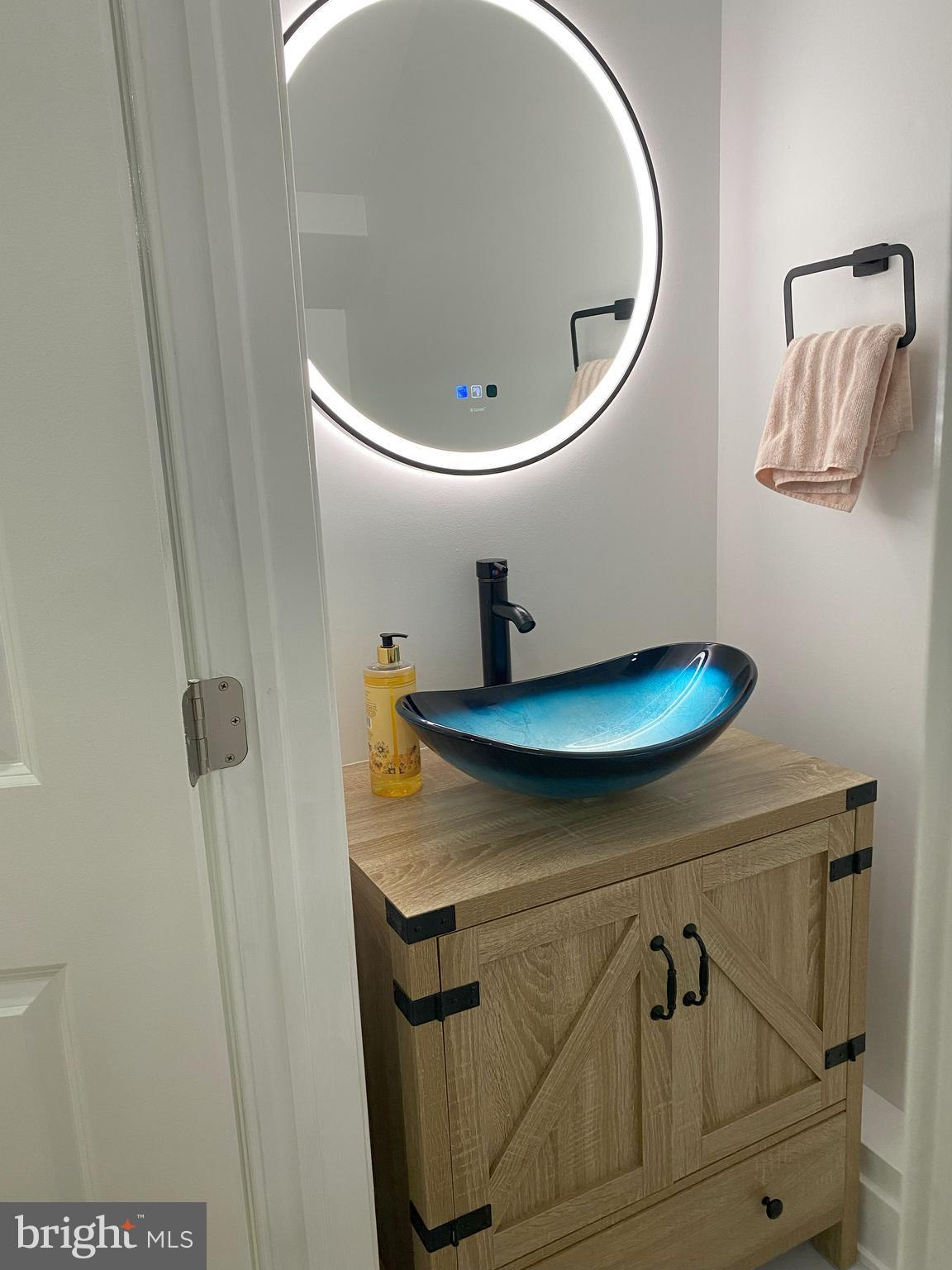 LOCHIEL FARM - Residential Lease