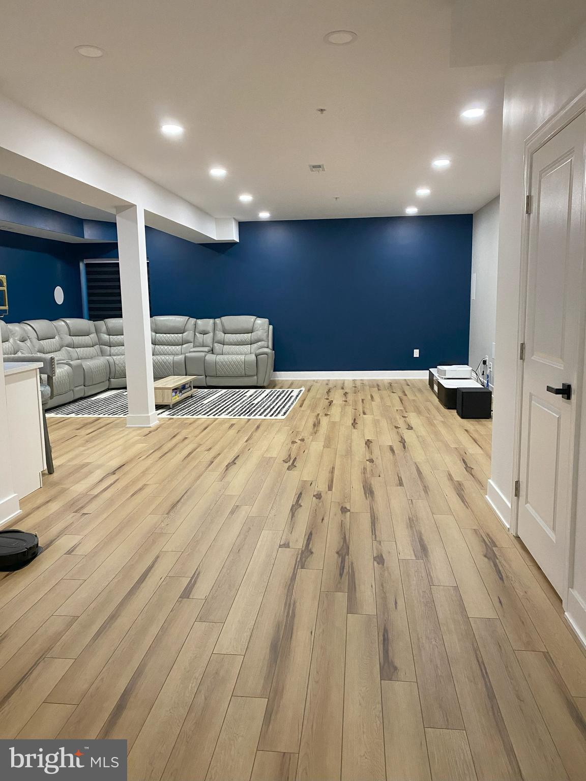 LOCHIEL FARM - Residential Lease