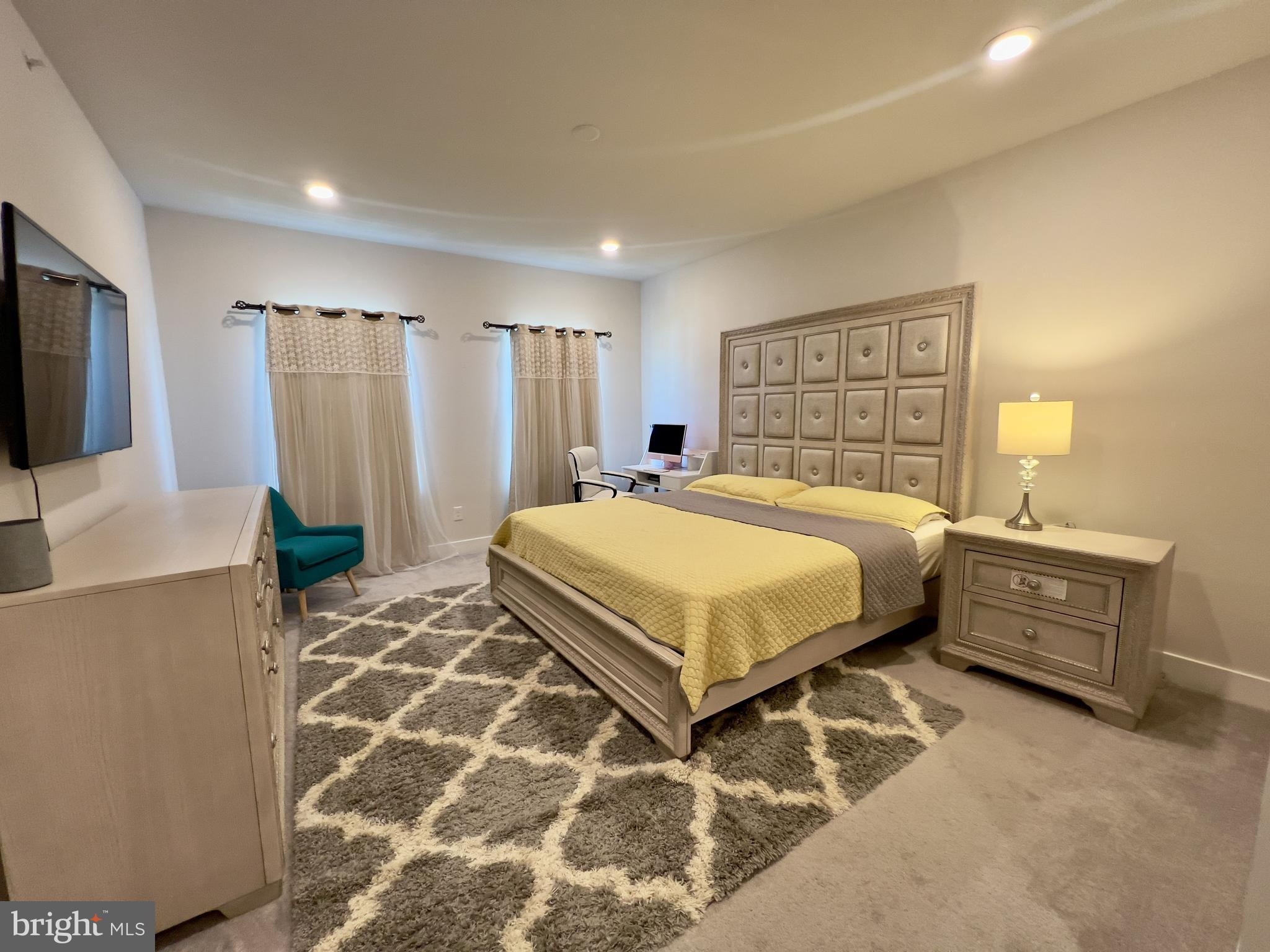 LOCHIEL FARM - Residential Lease