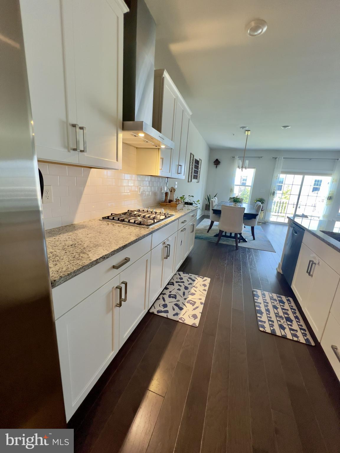 LOCHIEL FARM - Residential Lease