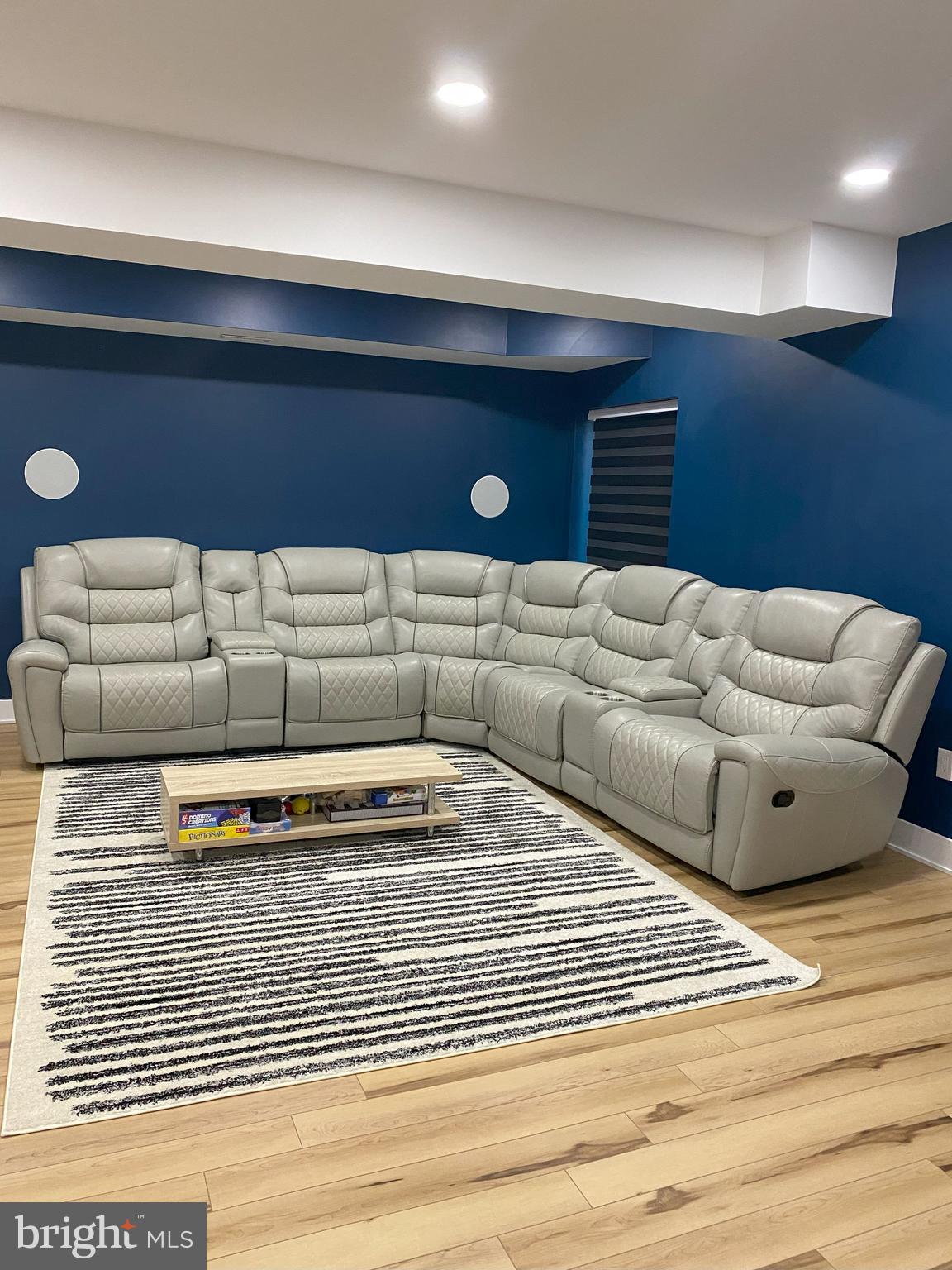 LOCHIEL FARM - Residential Lease