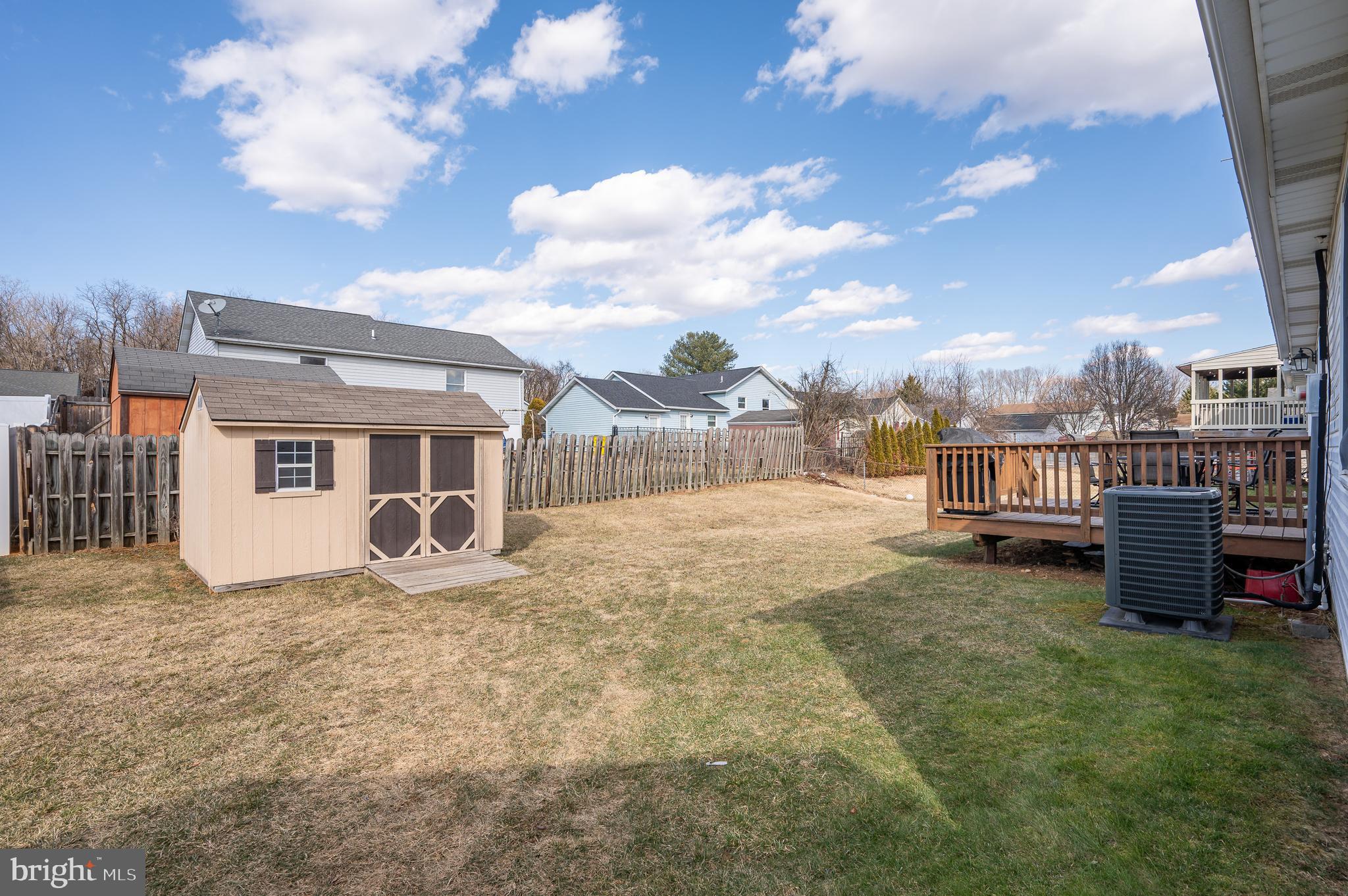 PATRICK HENRY ESTATES - Residential