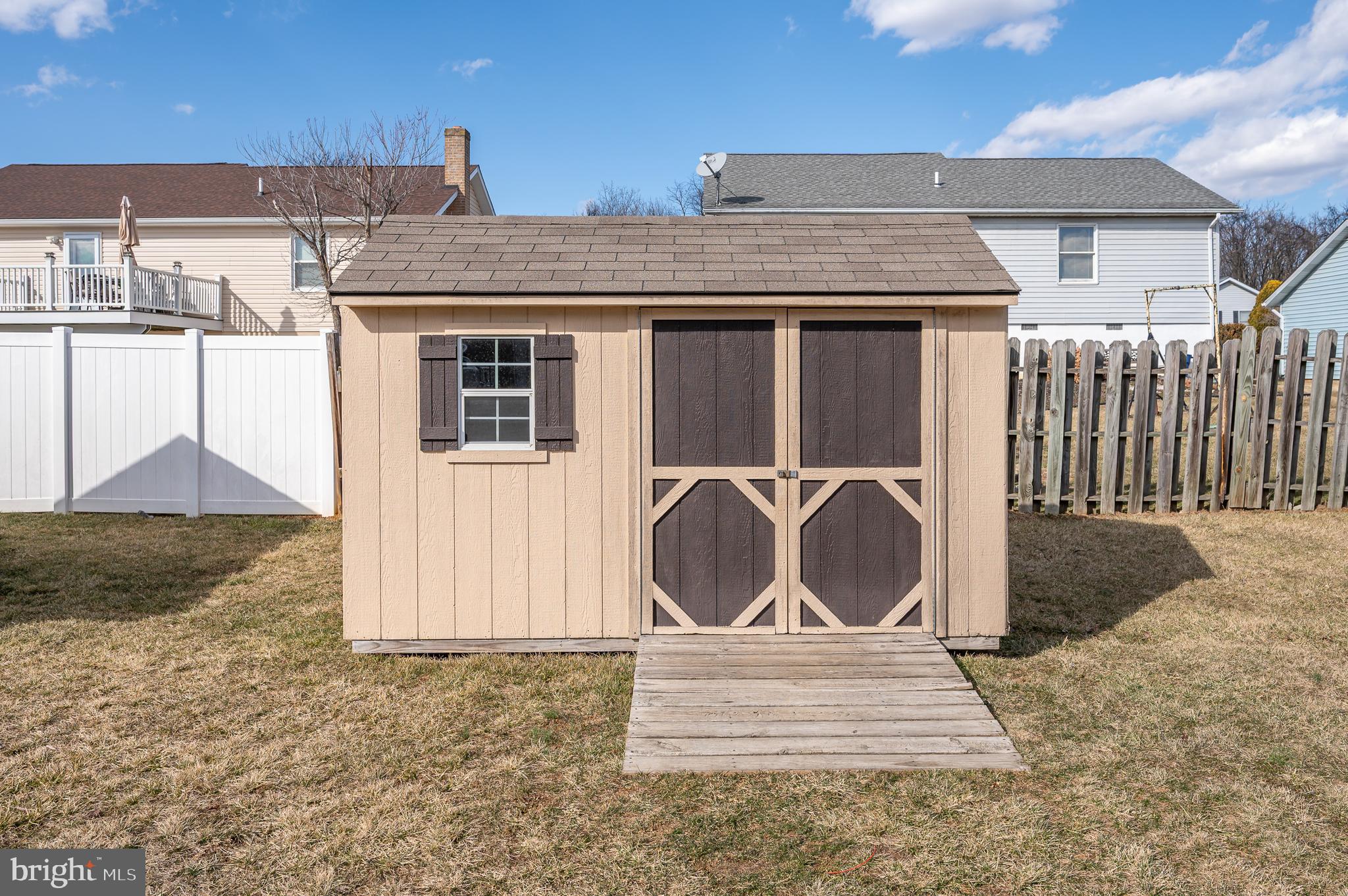 PATRICK HENRY ESTATES - Residential