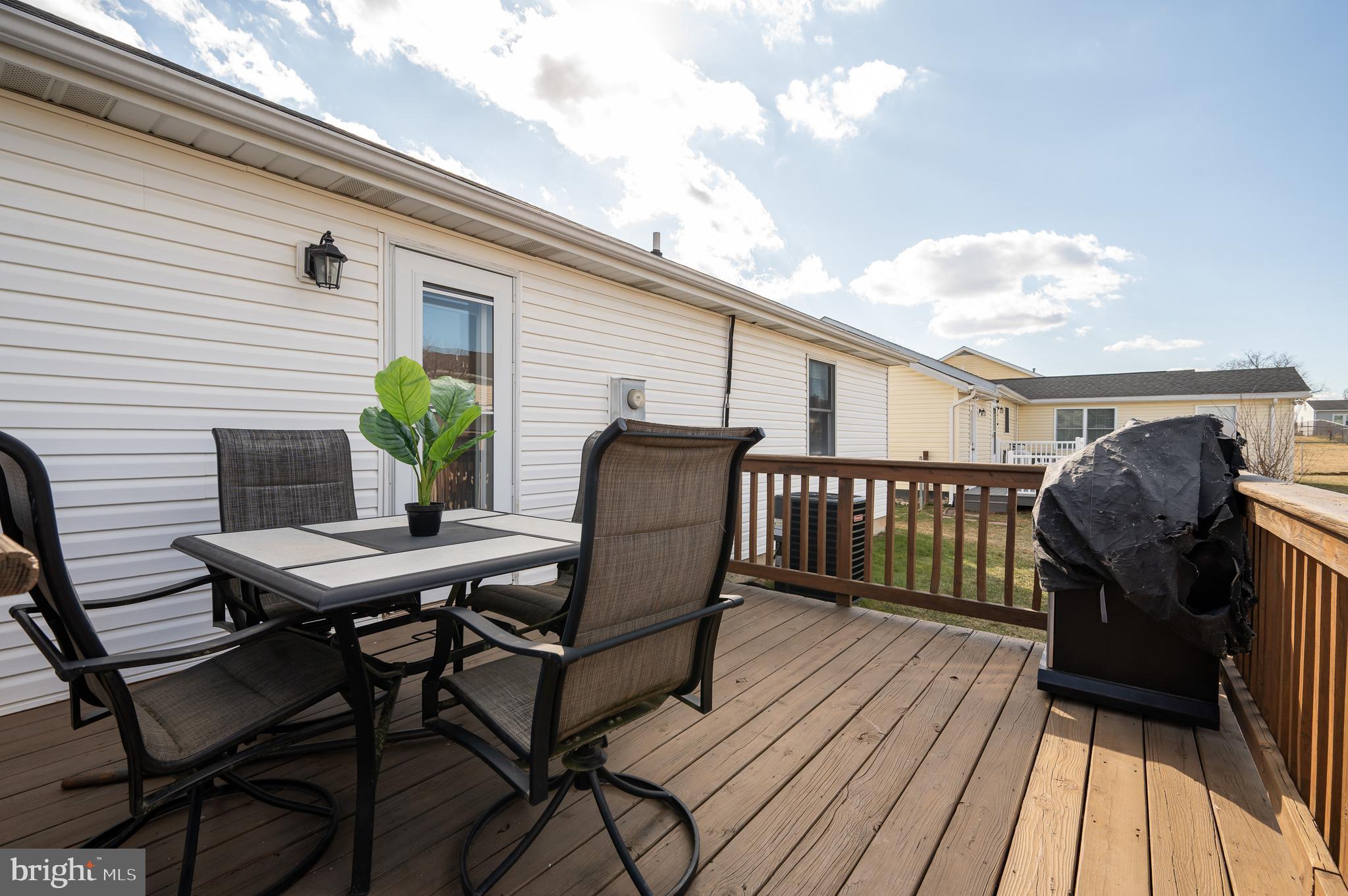 PATRICK HENRY ESTATES - Residential