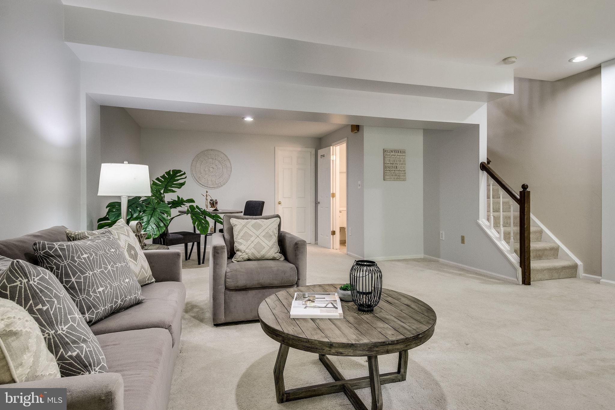 KINGSTOWNE - Residential