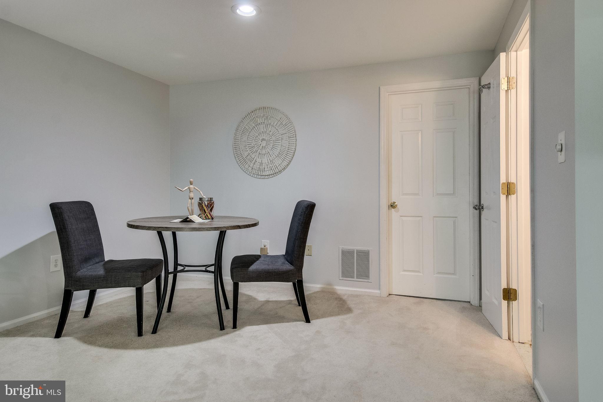 KINGSTOWNE - Residential