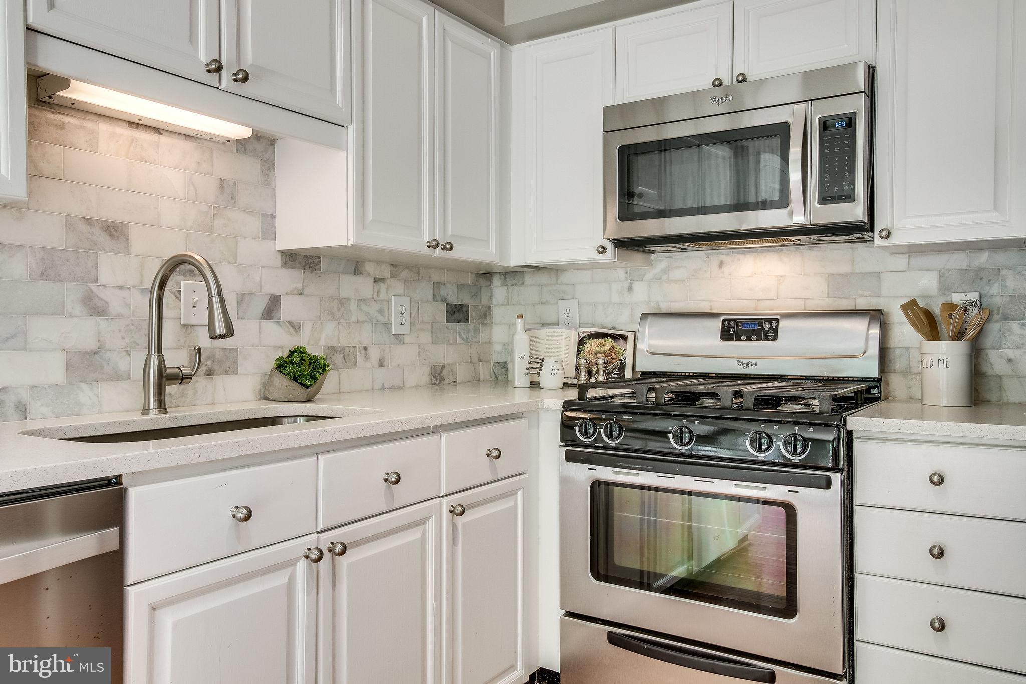 KINGSTOWNE - Residential